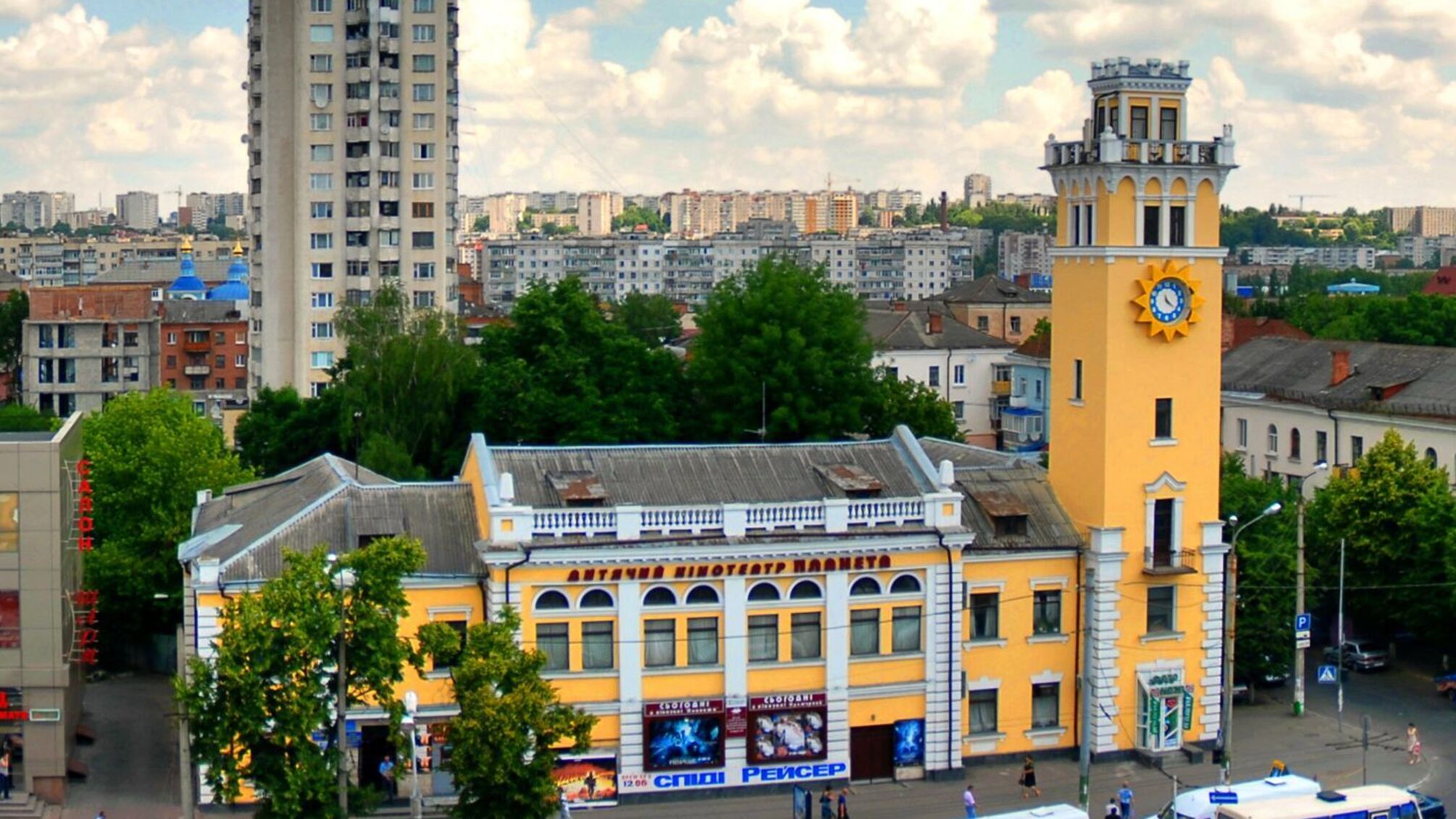 У Хмельницькому 44% мешканців задоволені боротьбою влади міста з корупцією, Львів - на 17 місці за рівнем боротьби