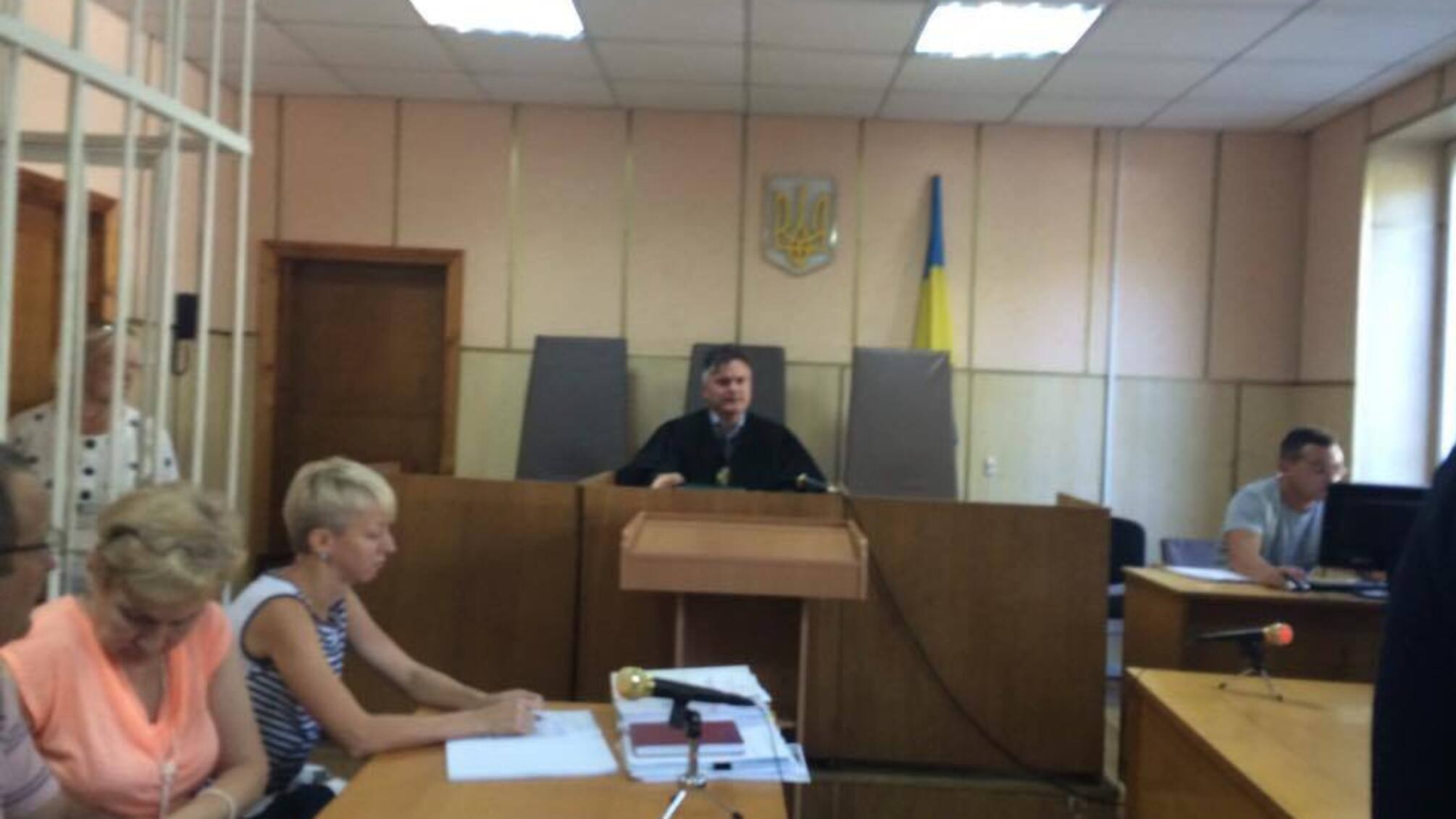 Активісти 'Стоп корупції' підключились до справи ошуканих вірян Посольства Божого