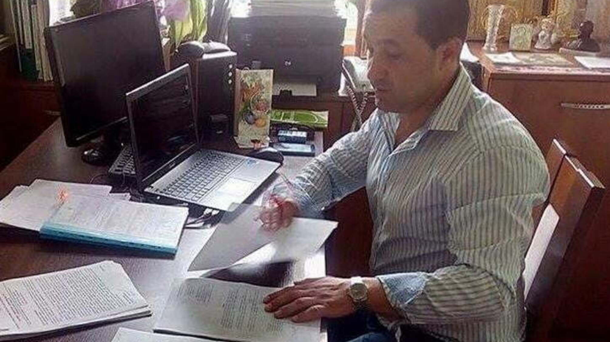 Генпрокурор Луценко оприлюднив на всю країну фото очільника ГУ Держгеокадастру Тернопільщини, який попався на хабарі