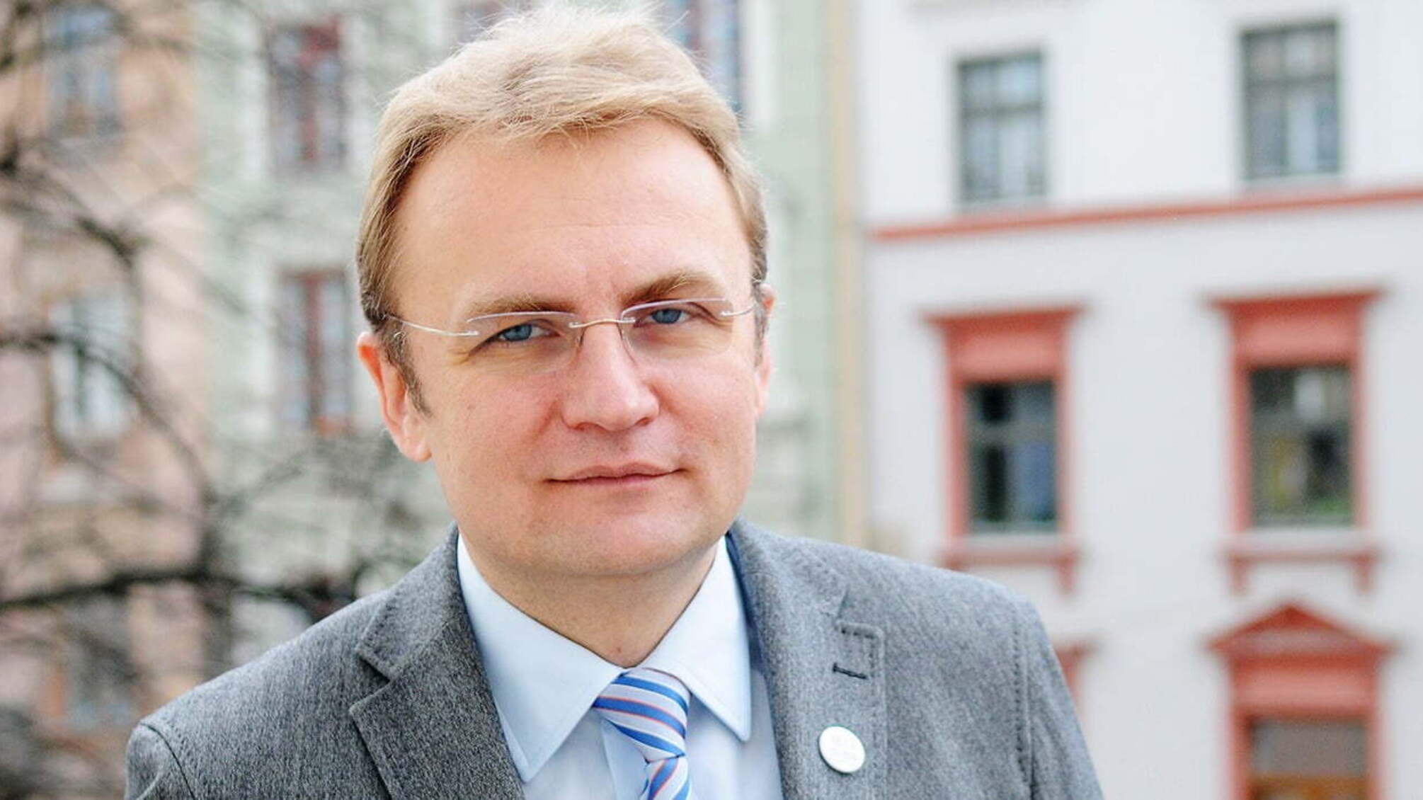 Мер Львова висловив підтримку лікарю, підозрюваному в хабарництві