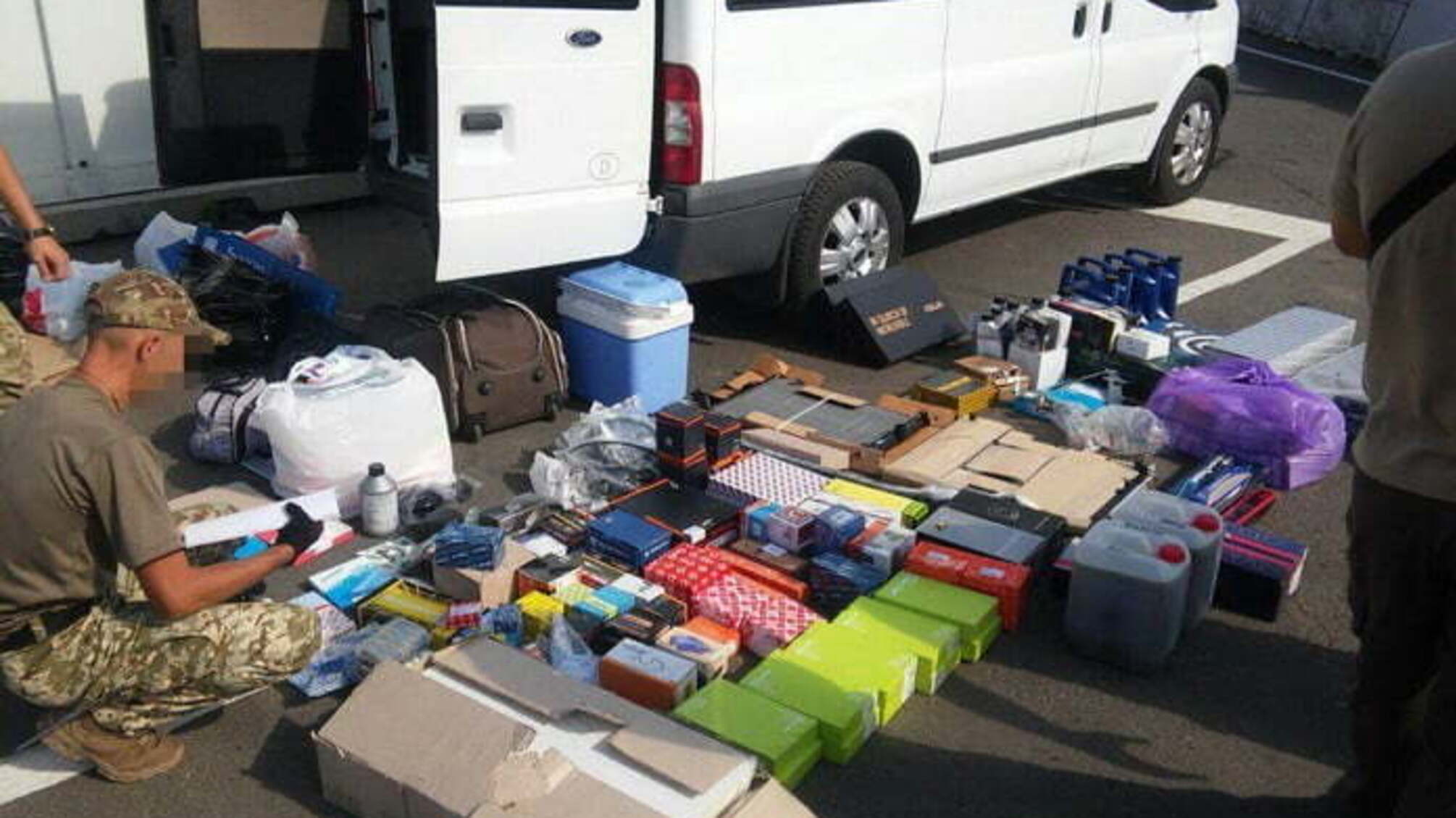 В зону АТО намагалися нелегально переправити товар вартістю в півмільйона гривень