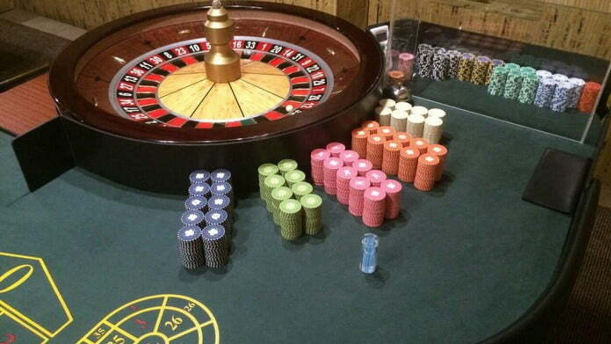 На Полтавщині підпільне казино діяло у приміщенні кав'ярні