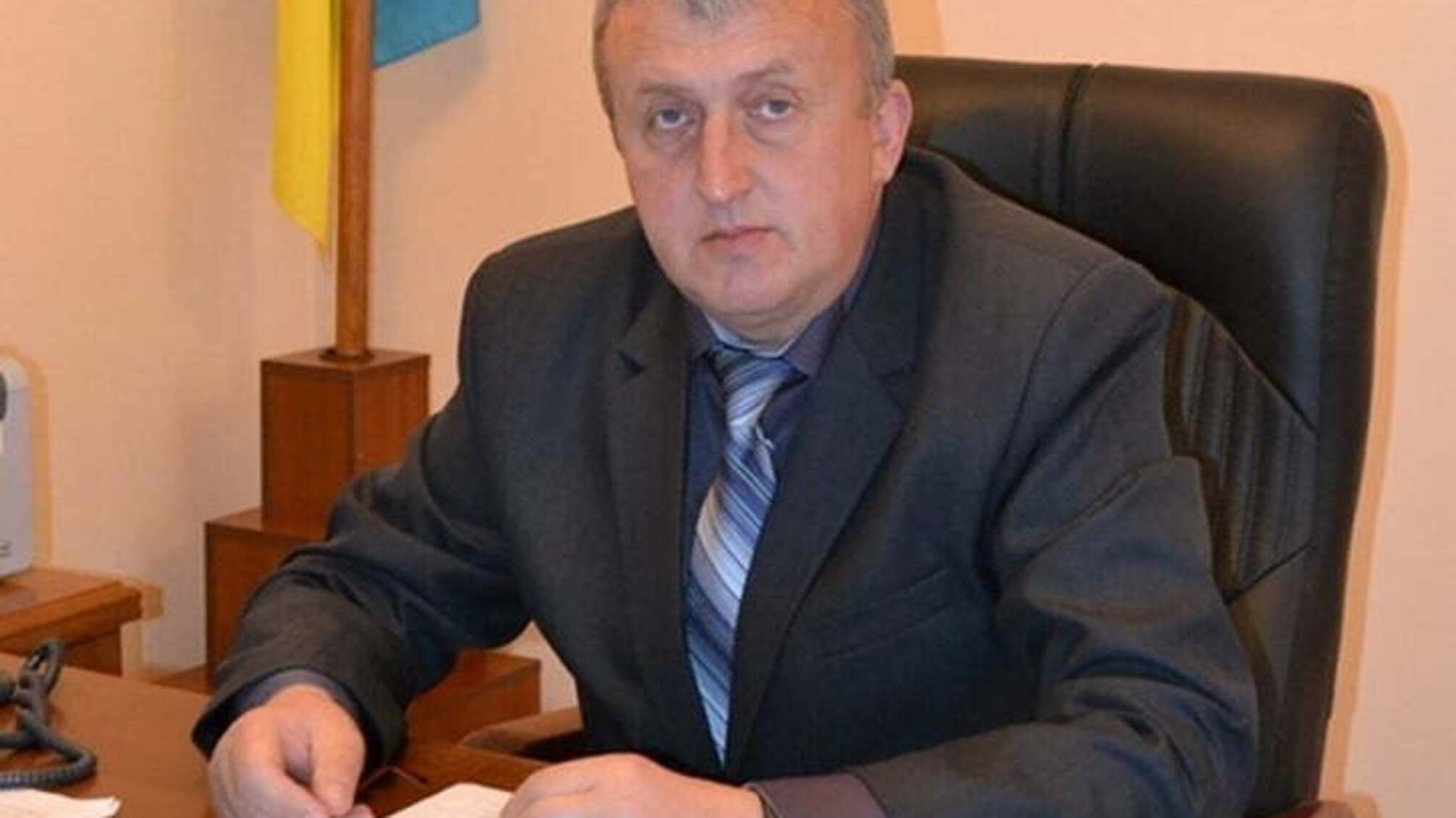 Голову райдержадміністрації на Вінниччині Порошенко звільнив з посади за хабар
