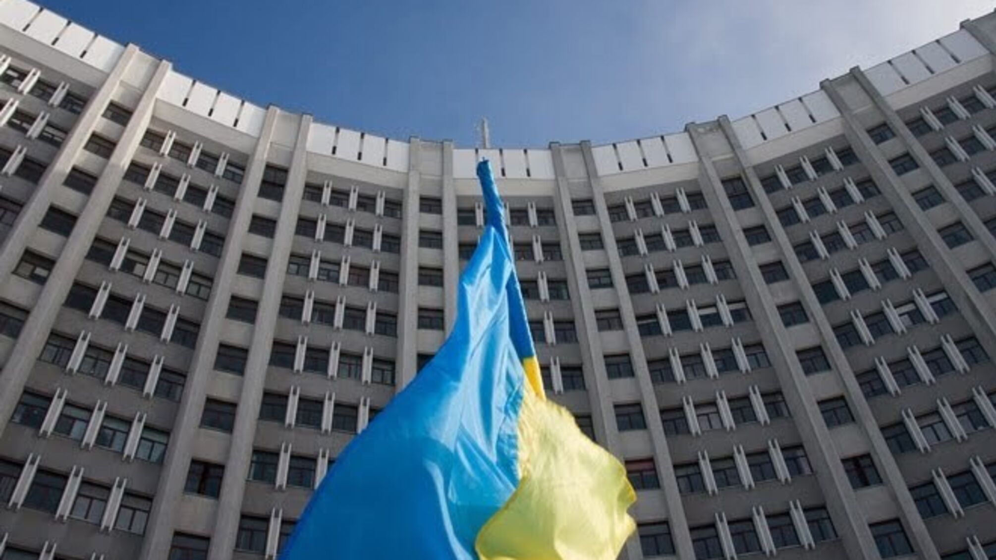 У львівській податковій замість хабарів беруть канцтовари