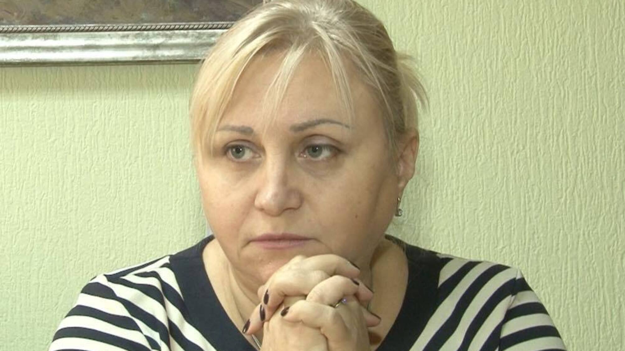 Нотаріус, яка позбавила АТОвця житла, фігурувала у рейдерському захопленні готелю