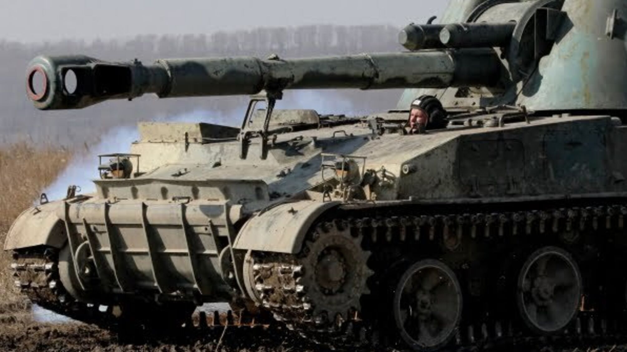 На Луганщині бойовики стягнули значну кількість самохідних установок