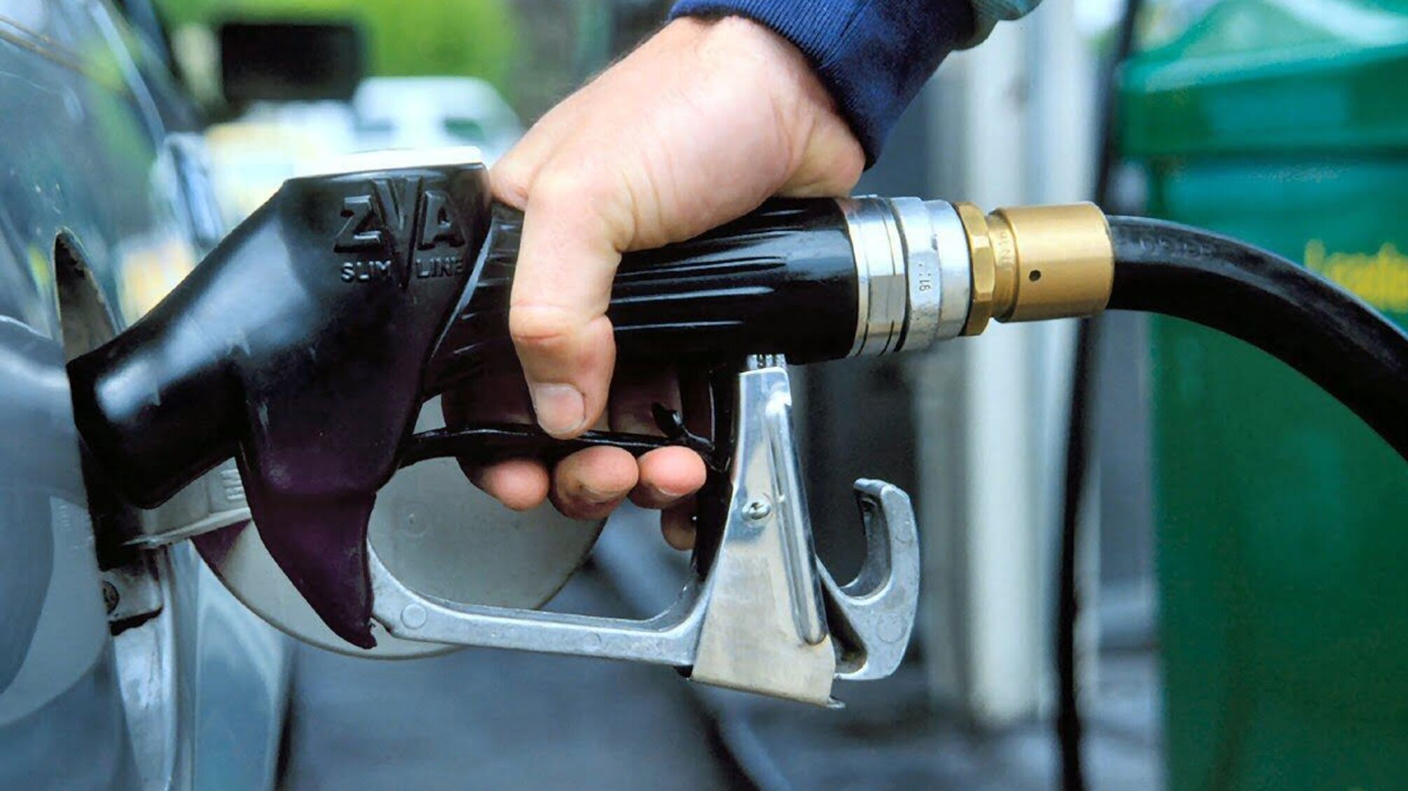 Ціни на бензин досягнули свого максимуму – Мінфін