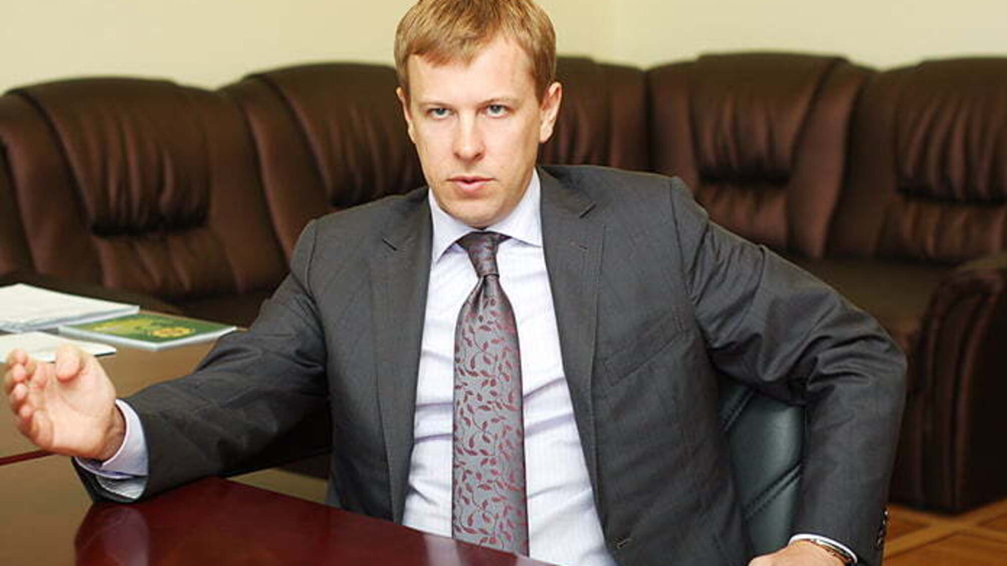 У прес-службі страхової компанії політика часів режиму Януковича не змогли пояснити відмову у коментарі журналісту 'СтопКору'