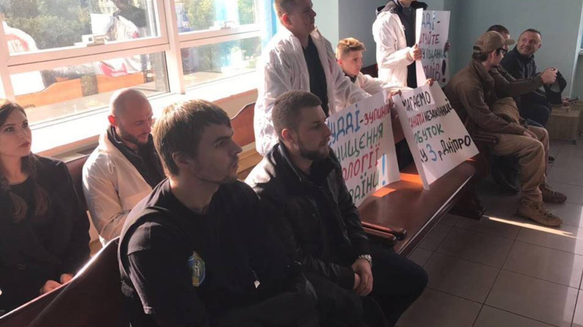 Під час розгляду в апеляції справи піщаних нелегалів з Видубичів, за даними 'СтопКору', проігнорували важливі докази вини браконьєрів