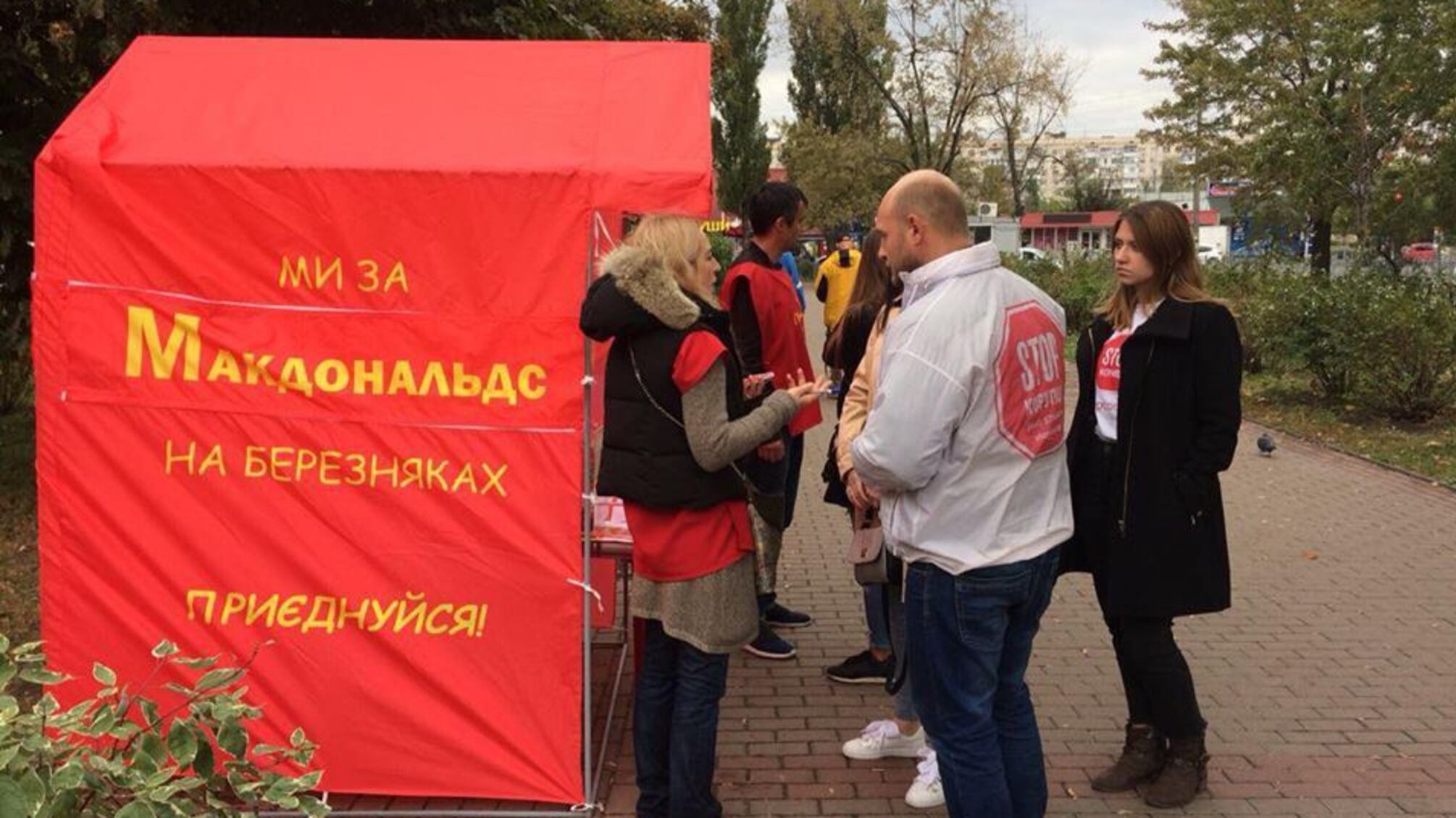 'СтопКор' перевірить, що саме планують збудувати на вулиці Миколайчука на Березняках у Києві