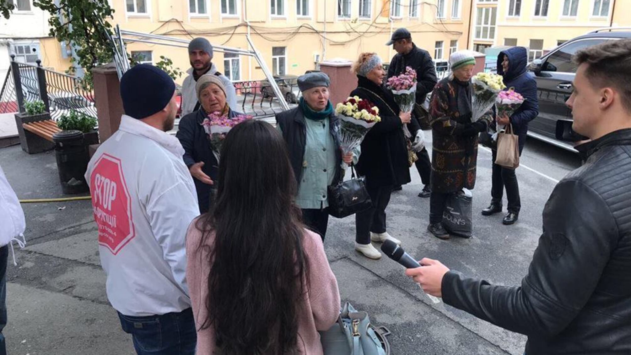 Проплачені мітингарі компанії-агрогейдера перейшли на бік 'СтопКору'