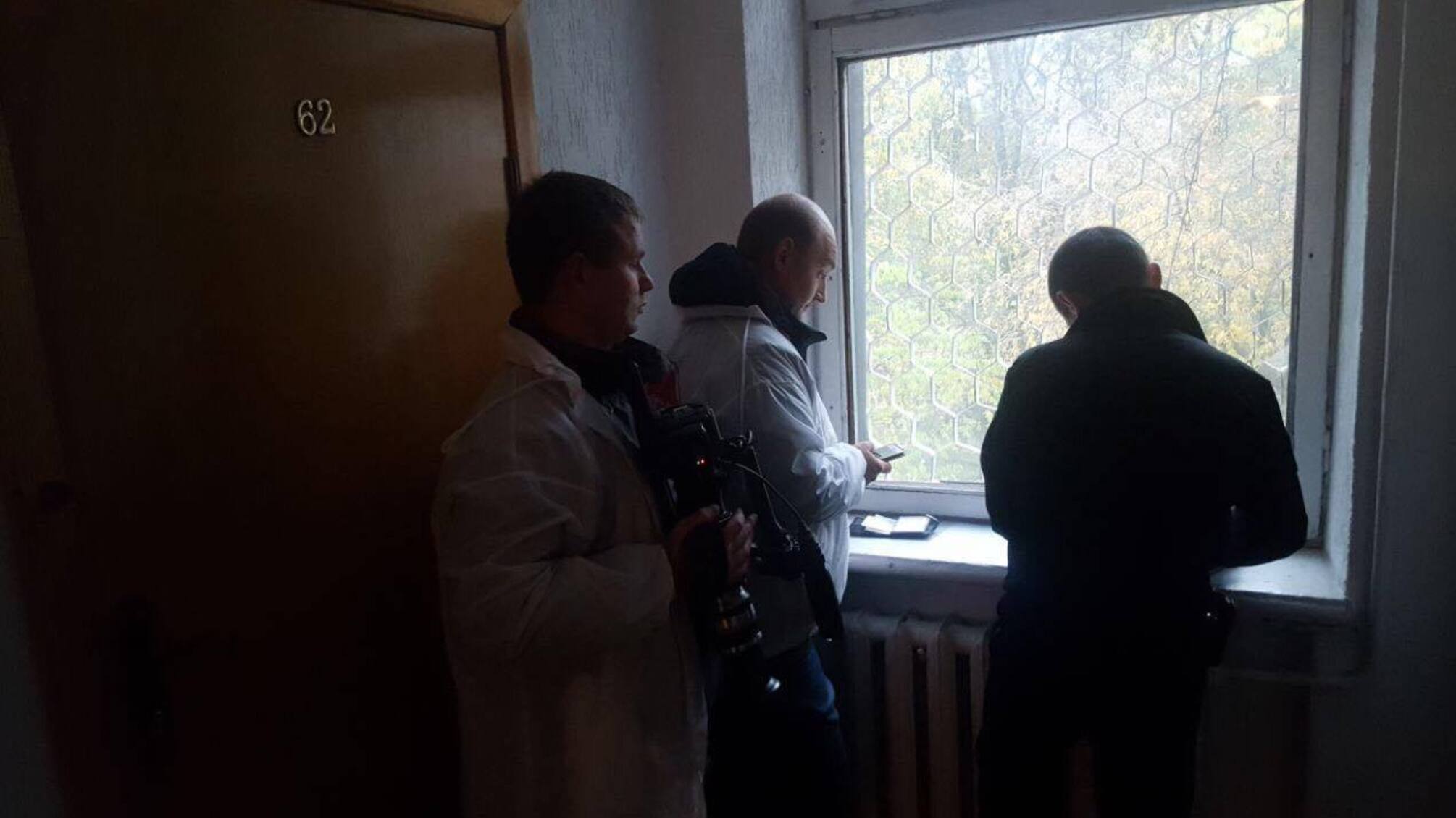 'СтопКор' підловив представника управління захисту економіки на Житомирщині на порушенні правил зберігання зброї