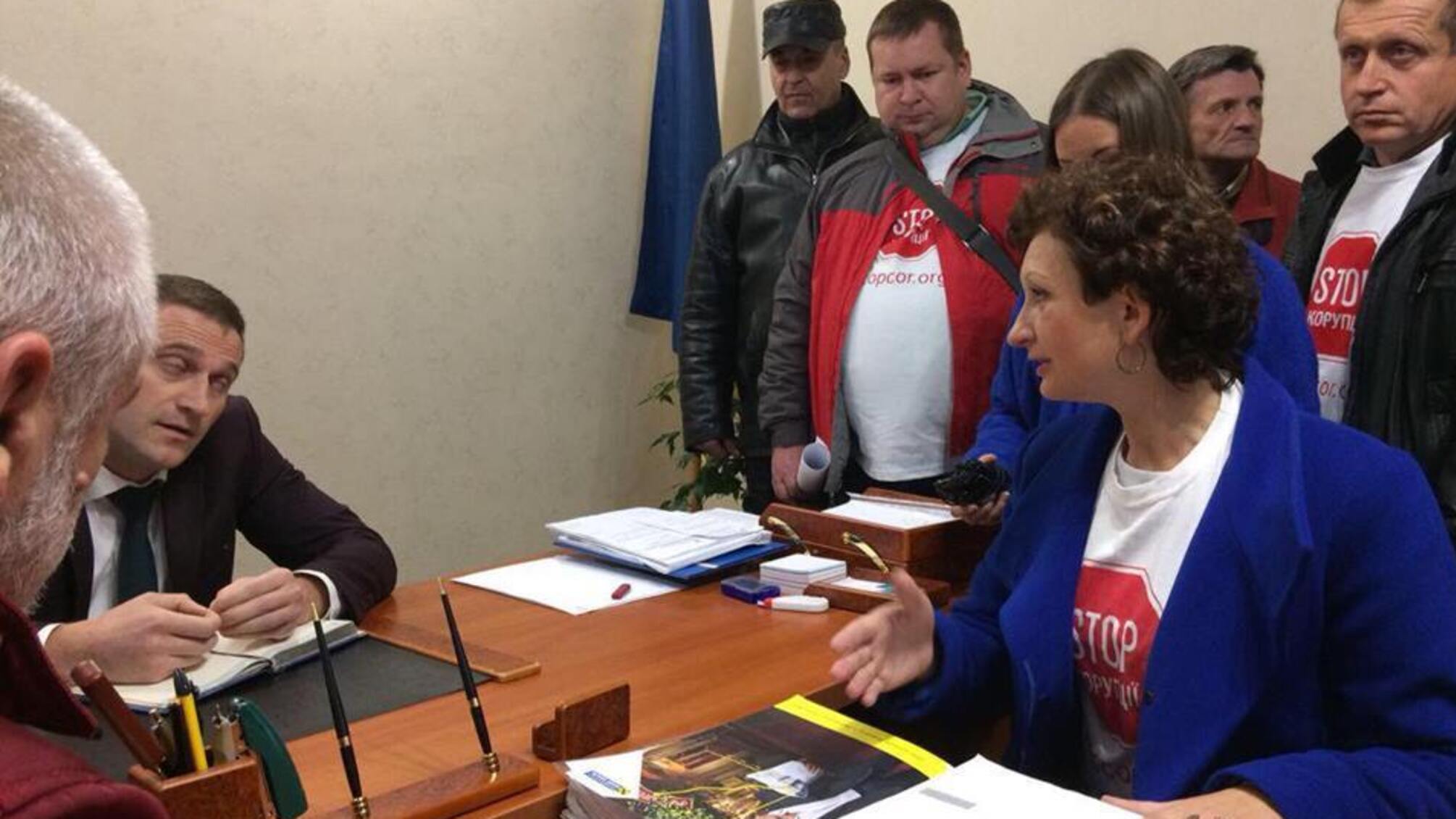 Прокурор уманської місцевої прокуратури почав погрожувати справами активіста 'Стоп корупції' під час антикорупційного рейду на Черкащину