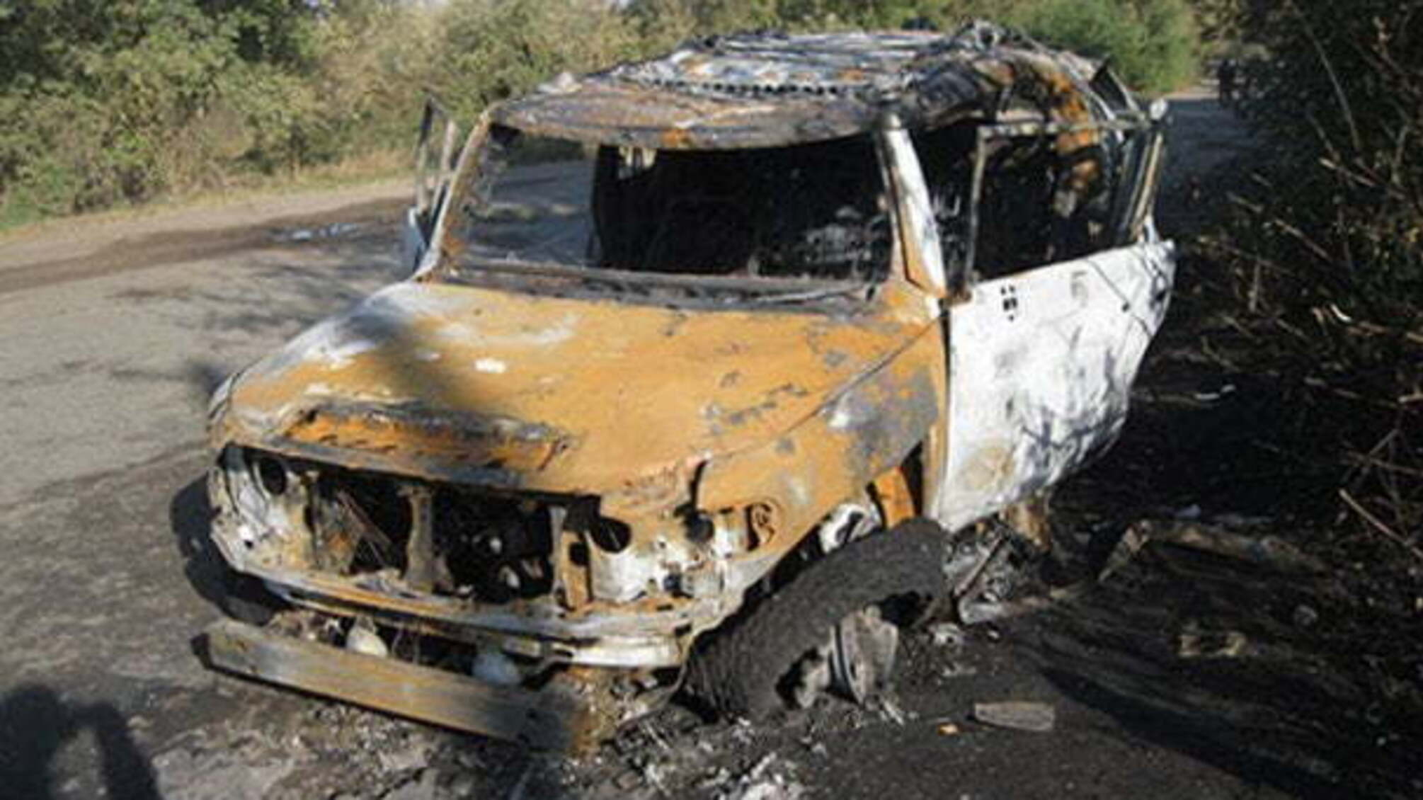 Невідомі вистрелили по авто з гранатомета на Харківщині