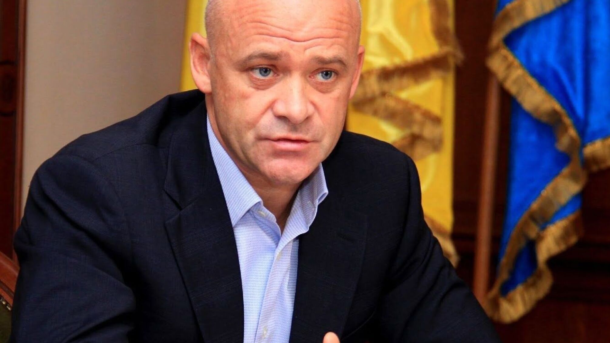 Детективи НАБУ обшукали будинок мера Одеси