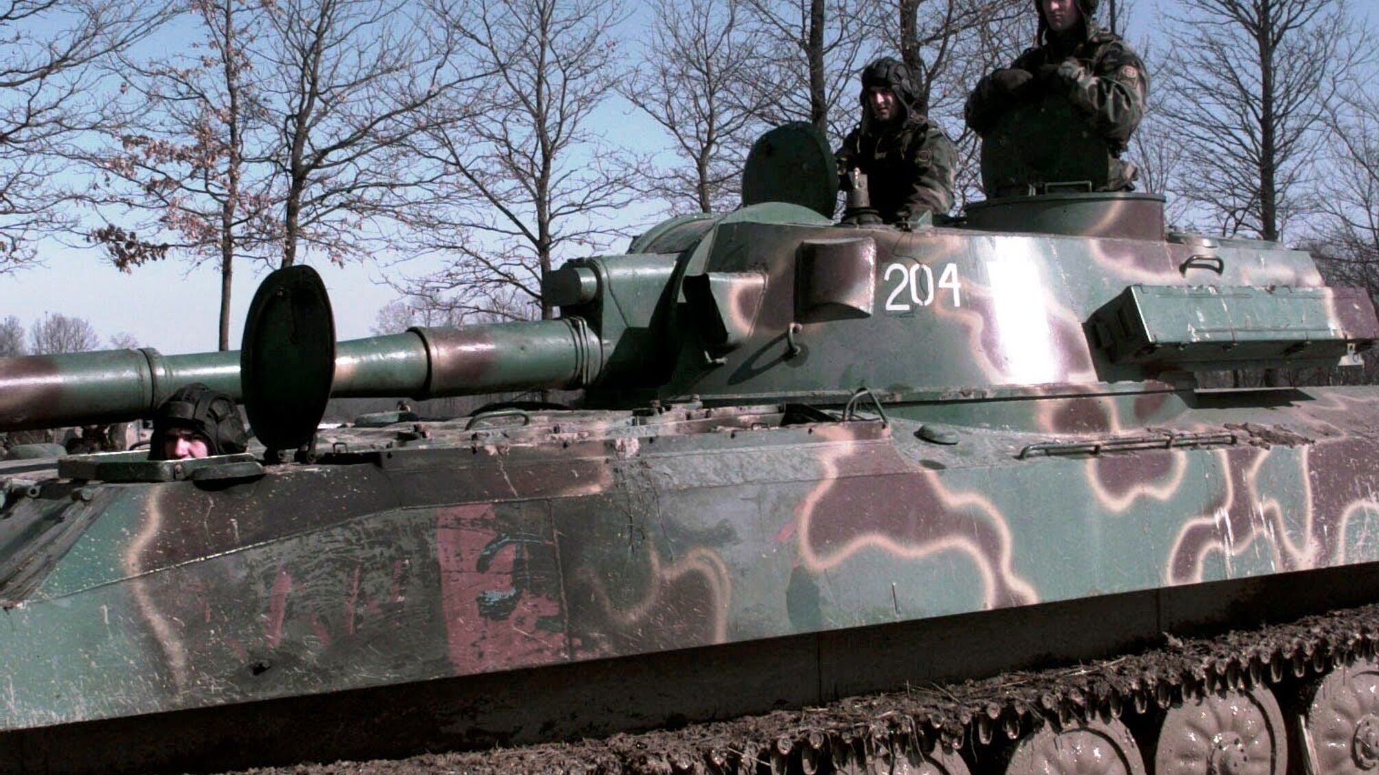 Майже вся техніка, що зайшла в Луганськ, опинилась на лінії фронту, – журналіст