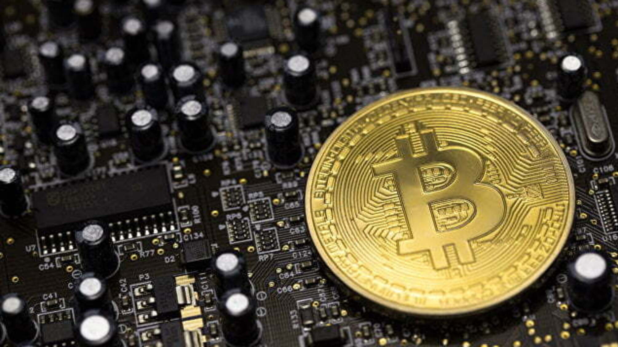 Кличко запропонував узаконити в Україні криптовалюти