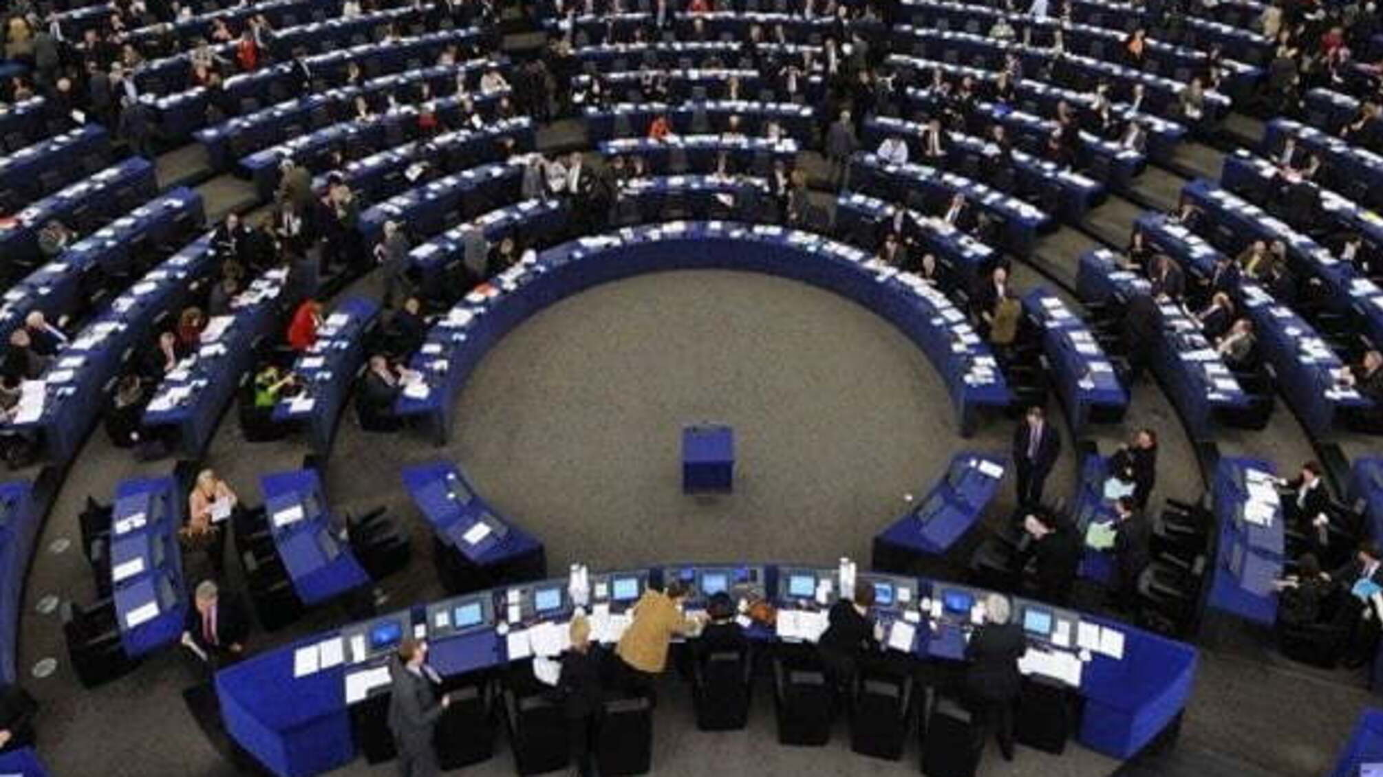 Європарламент планує зміцнити відносини ЄС з Україною