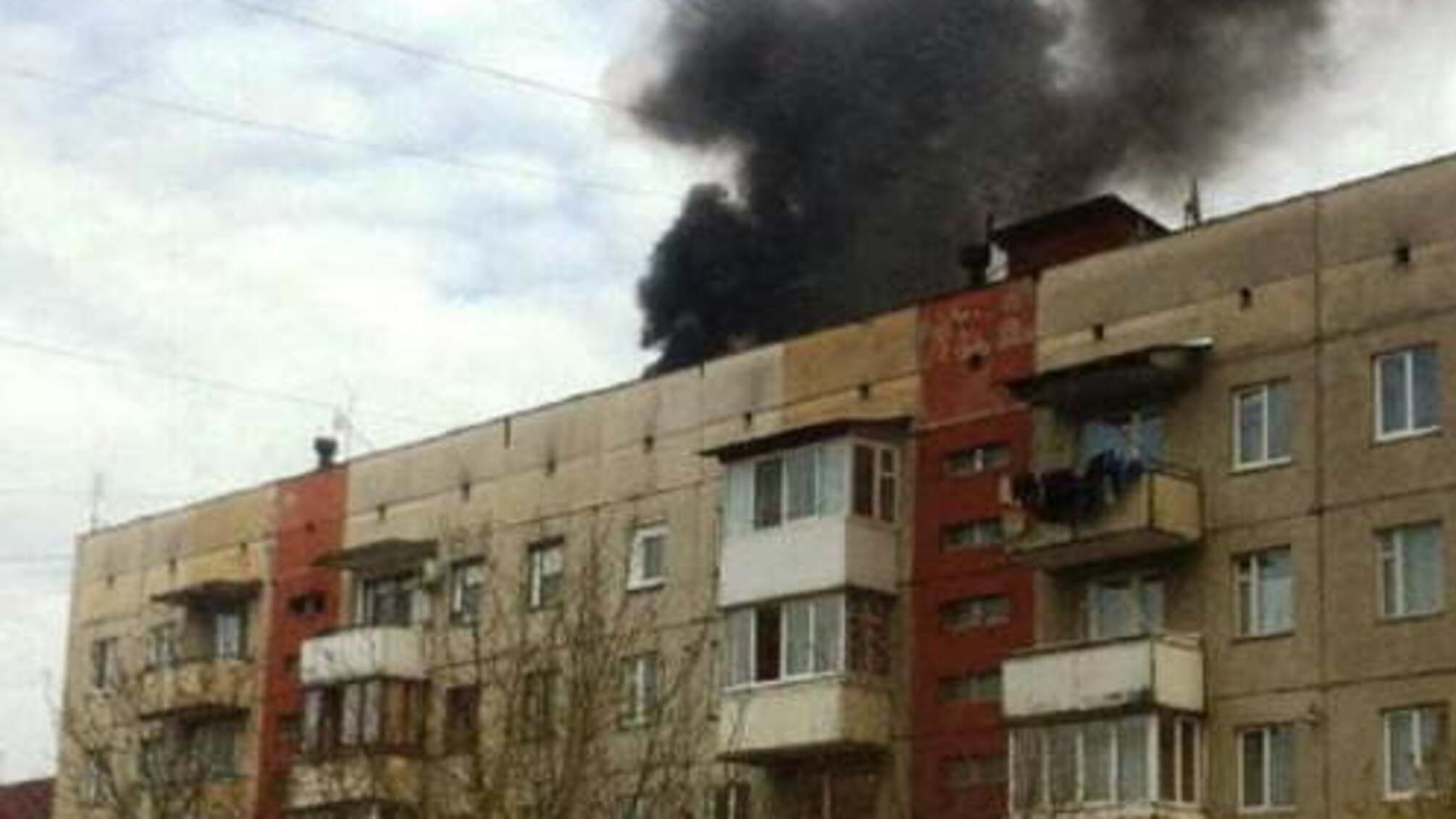 На окупованій Луганщині в 5-поверховому будинку стався вибух – є жертви