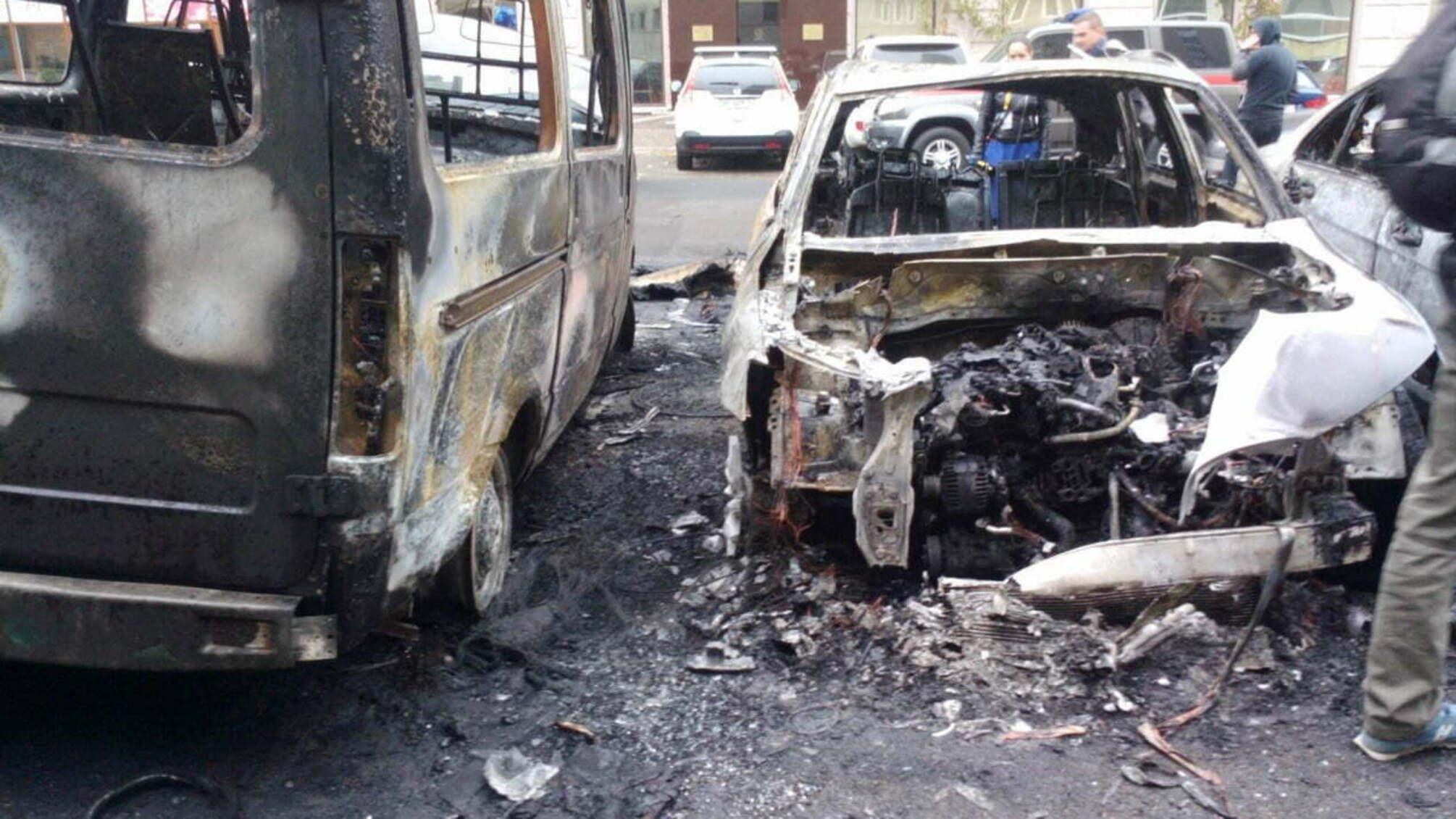В Одесі поліцейські розслідують підпали автомобілів