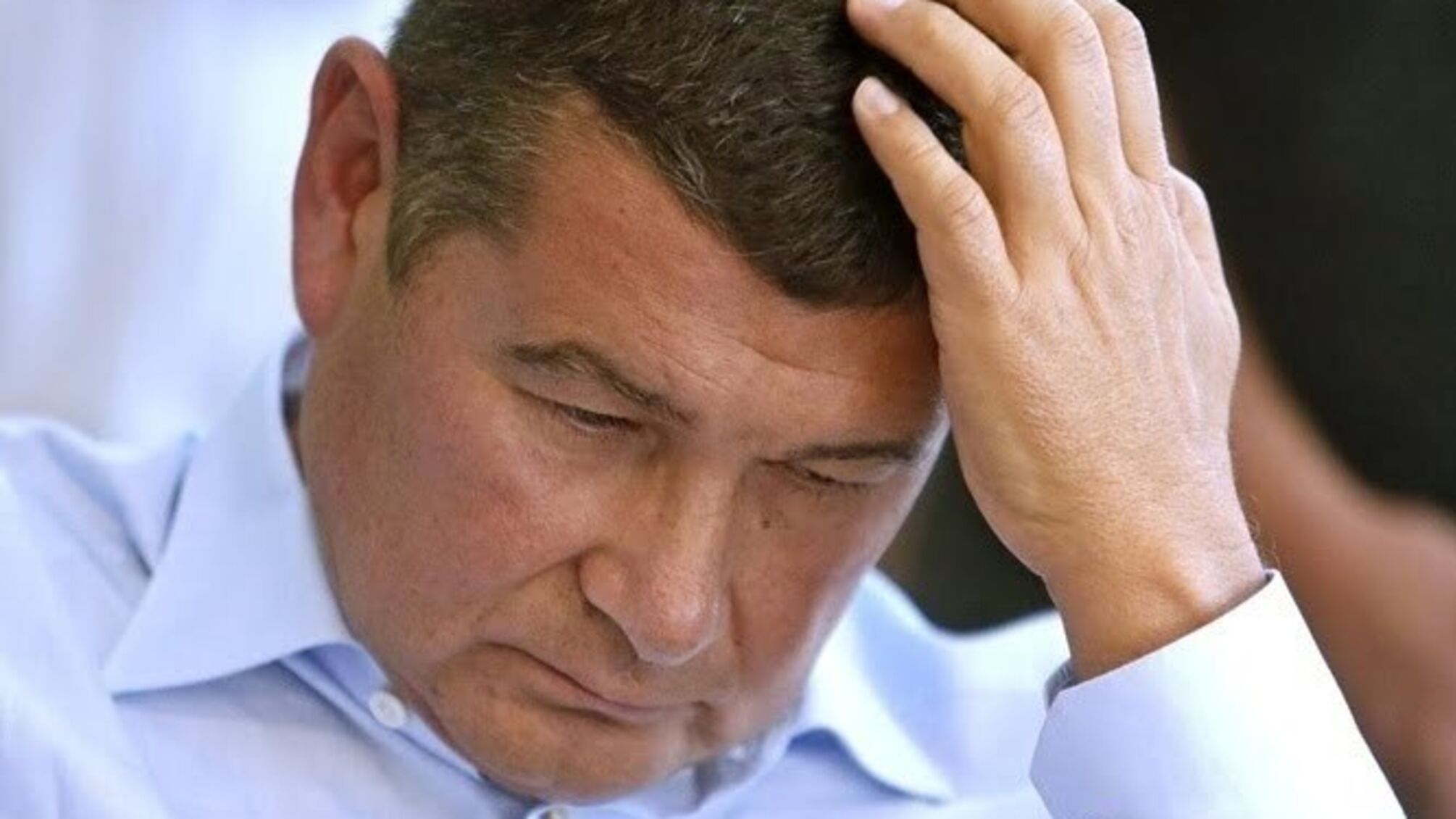 Суд дозволив заочне слідство щодо Онищенка