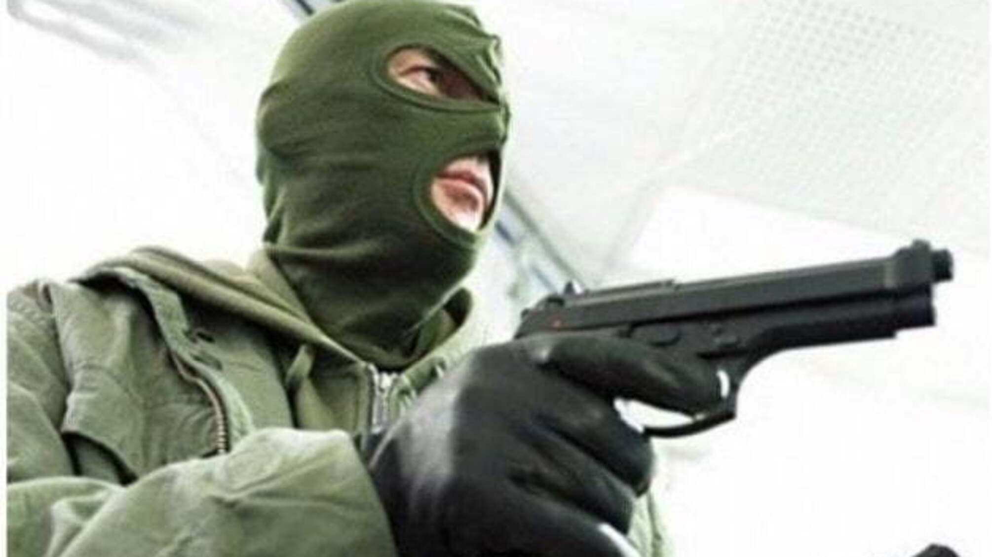 У Білій Церкві зловмисник напав на ювелірний магазин та застрелив охоронця