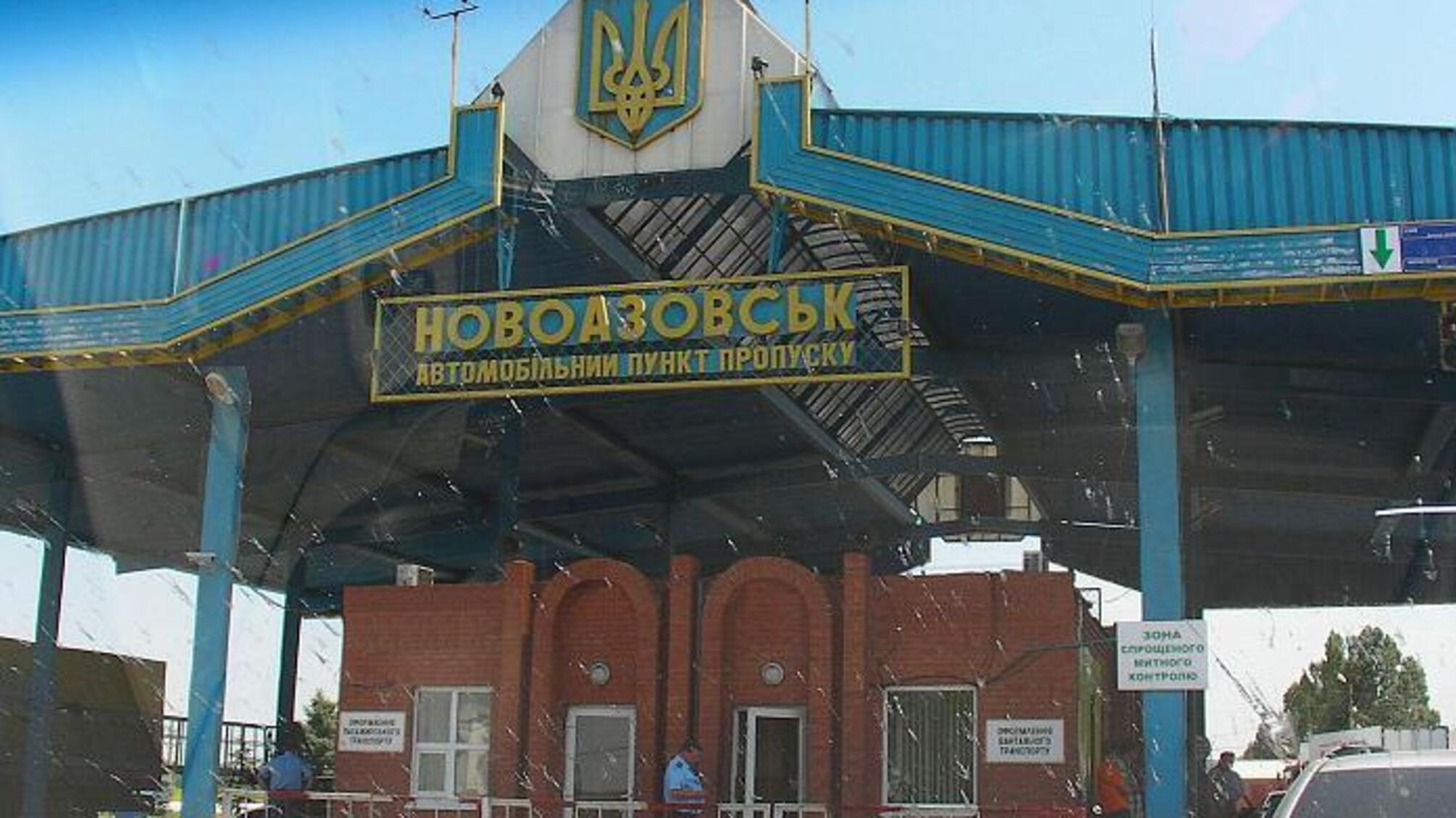 В окупованому Новоазовську запровадили спецрежим контролю
