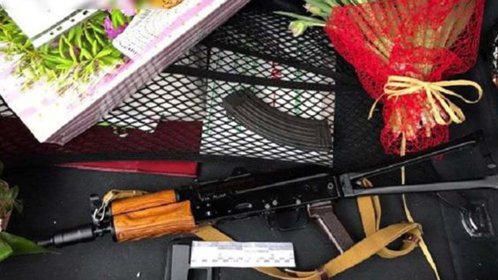 У столиці поліцейські знайшли у машині автомат