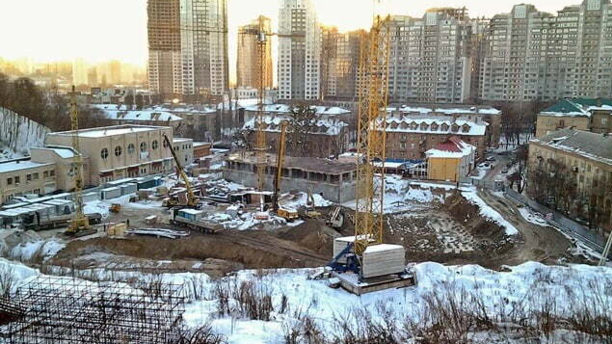 'СтопКор' пікетував управління поліції на Печерську через скандальне будівництво у районі