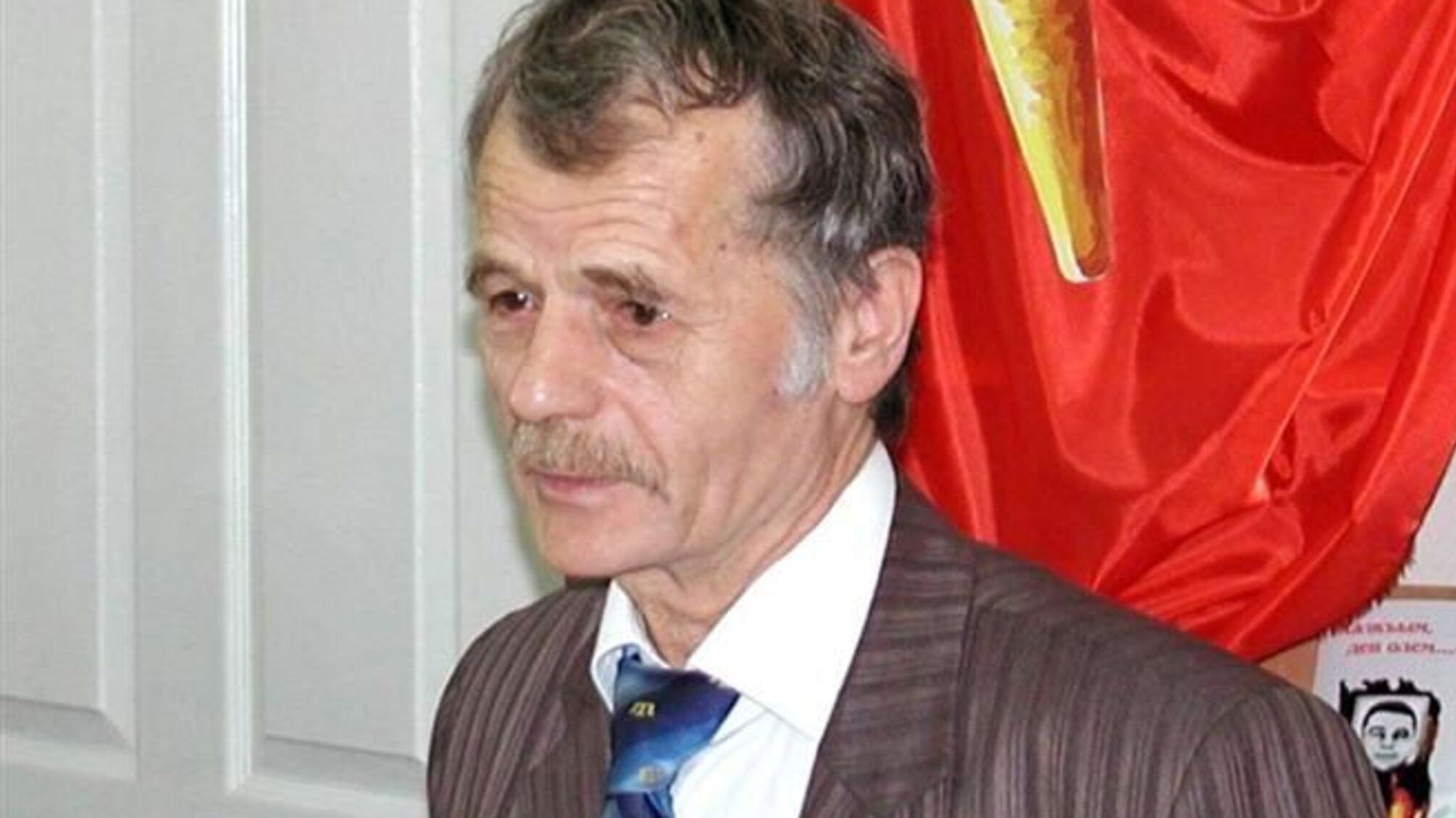Дружину Джемілєва погрожують вислати з Криму, якщо вона не прийме російське громадянство