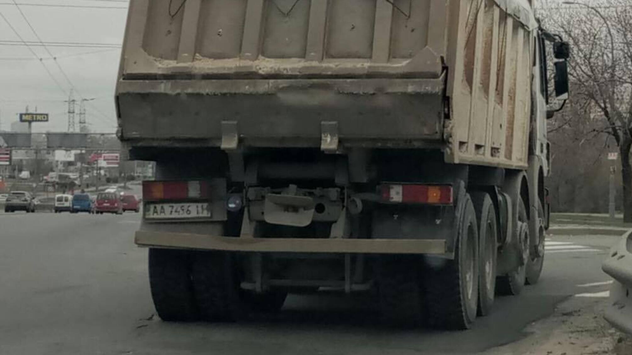 'СтопКор' попередив гуртових продавців нелегального піску про наслідки бізнесу