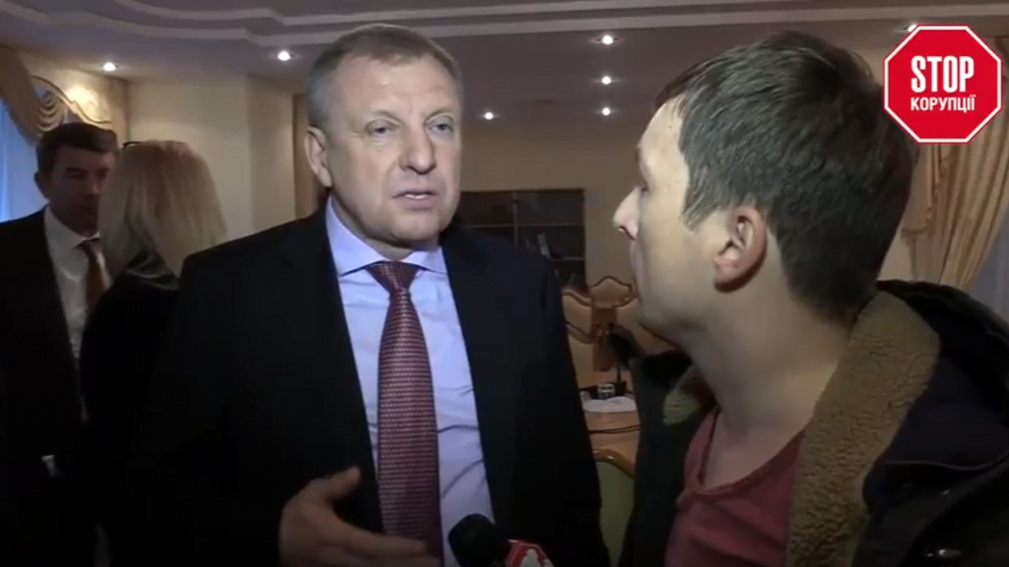 Нардеп Юрчишин тримає у страху міську раду Хмільника