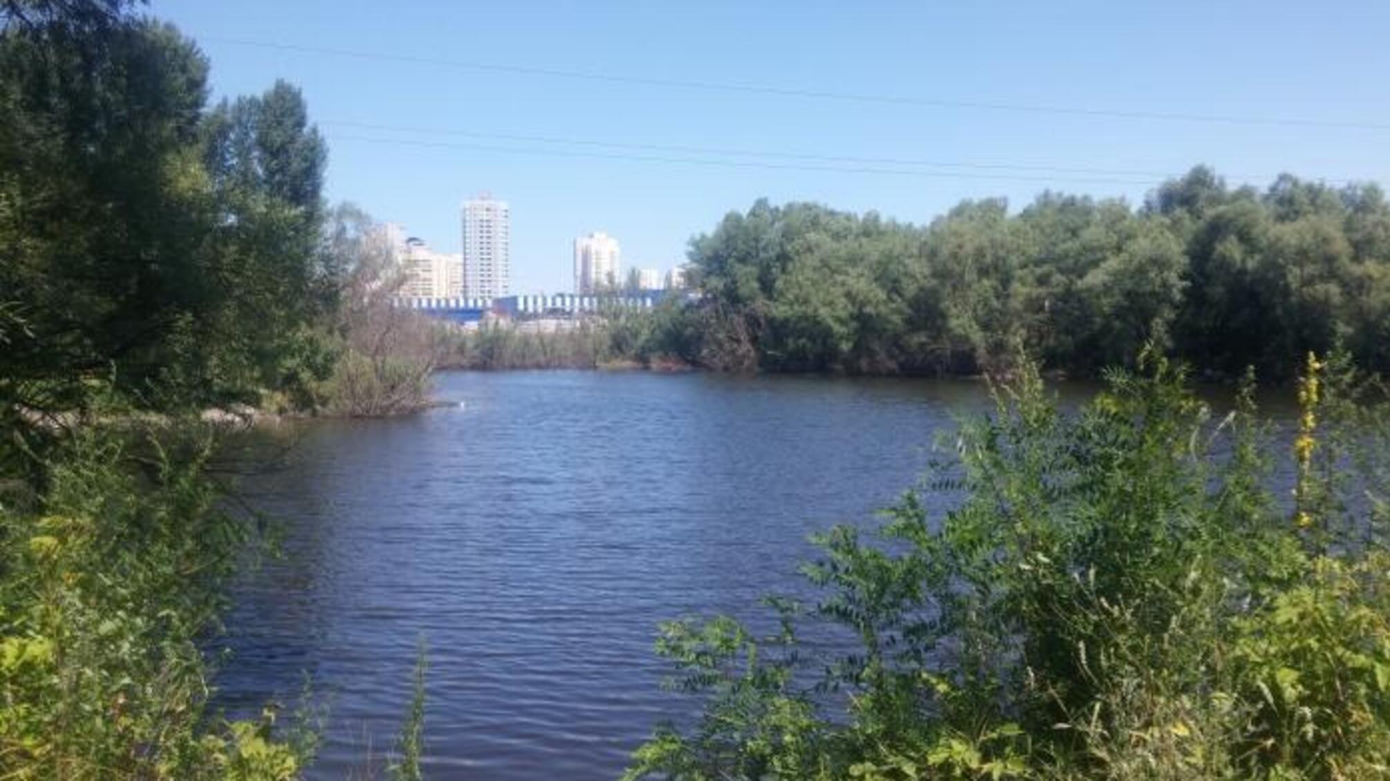 'СтопКор' відкрив жителям столичних Осокорків доступ до озера, яке захопила рейдерка Софієнко