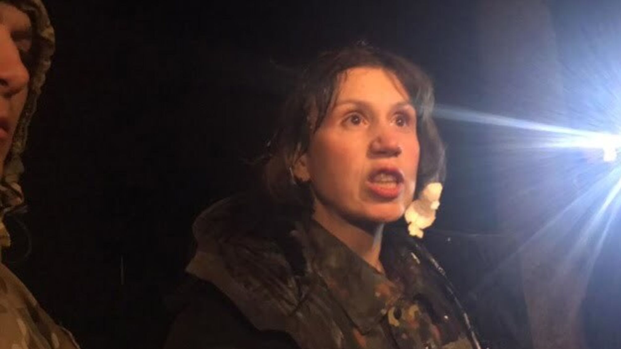 Учасники блокади Донбасу закидали яйцями Тетяну Чорновол