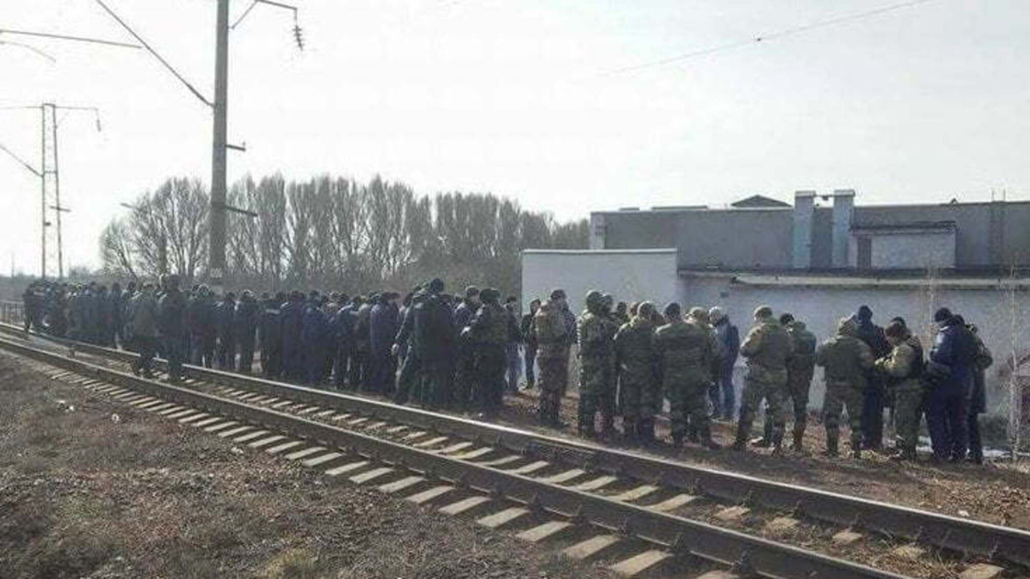 Силовики розігнали активістів торгової блокади у Кривому Торці
