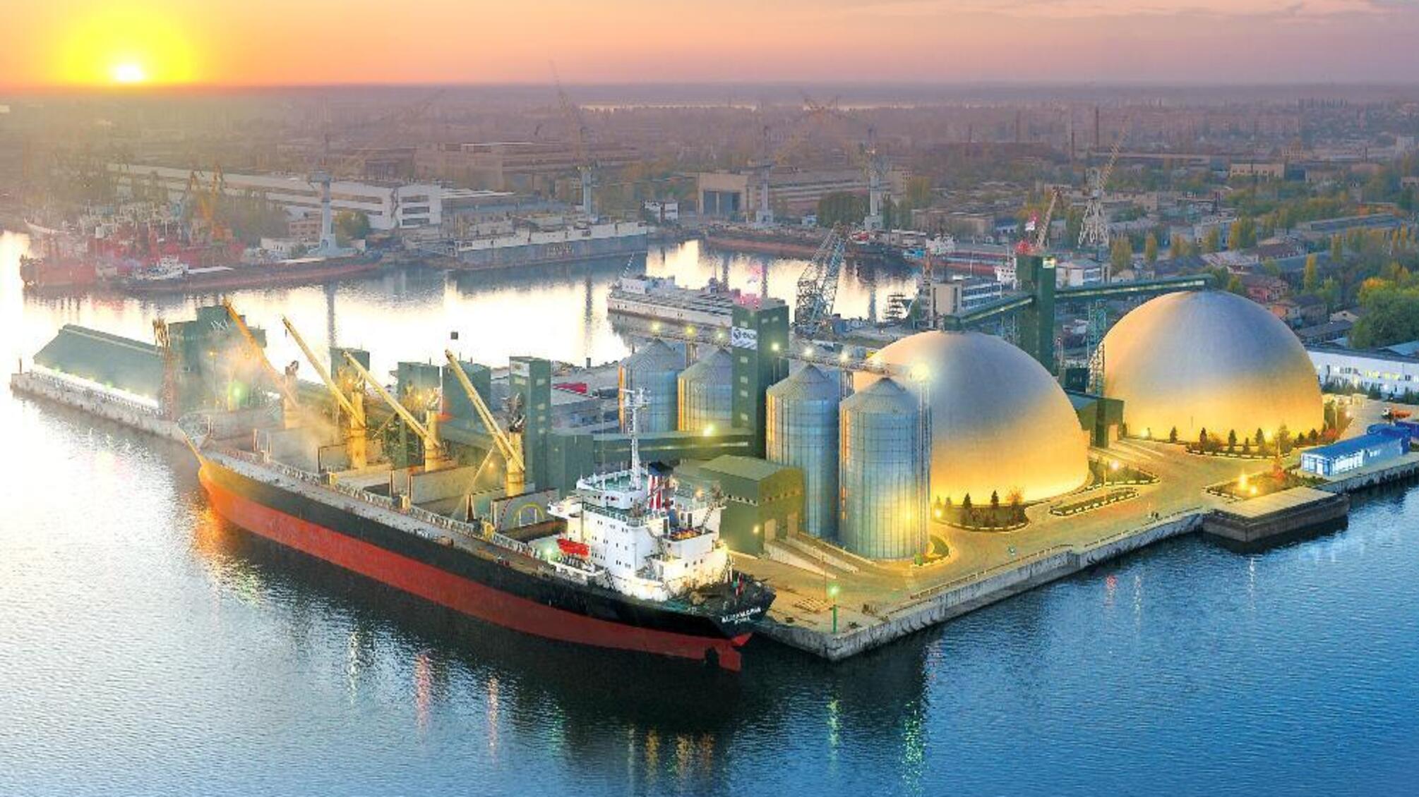 Колишньому керівнику ДП 'Миколаївський морський торговельний порт' повідомили про підозру