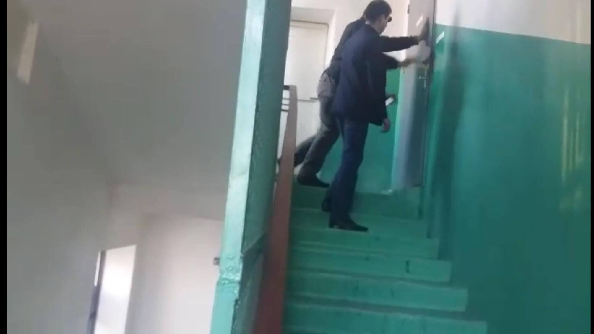 На журналіста 'СтопКору' напали під час слухання справи Мартиненка