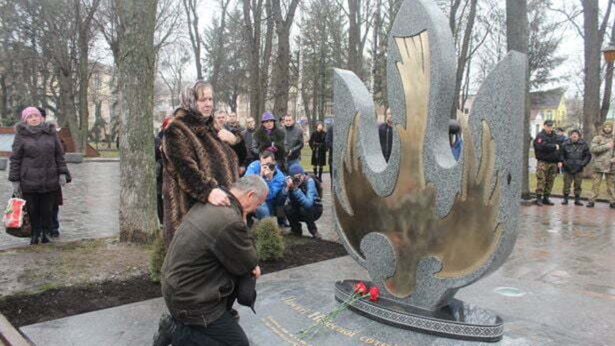Складена карта поховань Героїв російсько-української війни: знайди своє місто на інфографіці