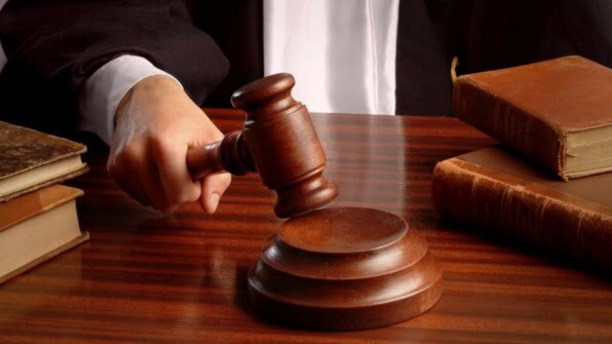 На голову Рівненської ОДА склали адмінпротокол про корупцію