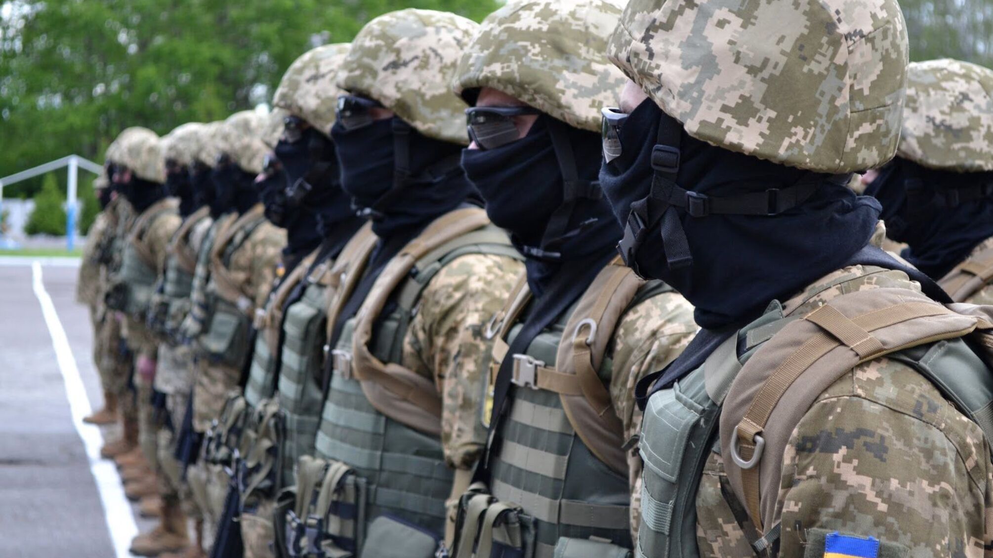 У селище в Харківській області прибули спецпризначенці: правоохоронці побоюються повторення конфлікту з ромами