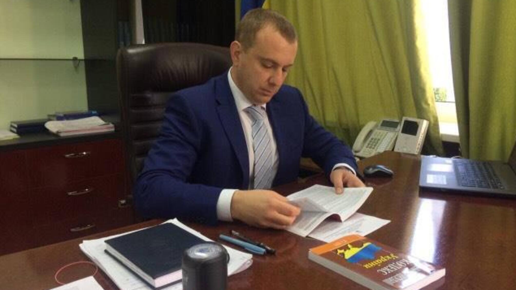Після сюжету 'СтопКору' прокуратура Іллічівська відкрила справу проти чиновниці-корупціонерки Олени Липач