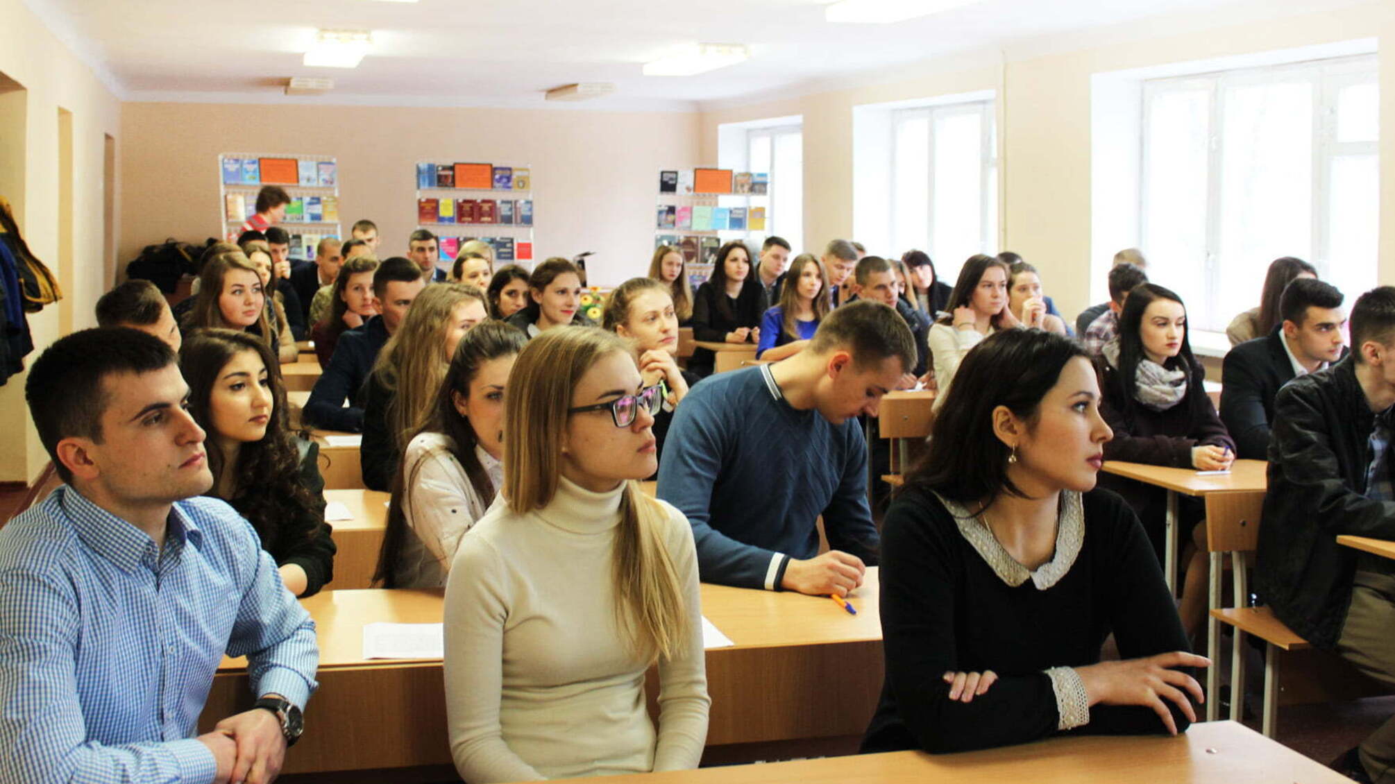 Донецькі студенти не хочуть отримувати технічні спеціальності: влада 'ДНР' назвала причину