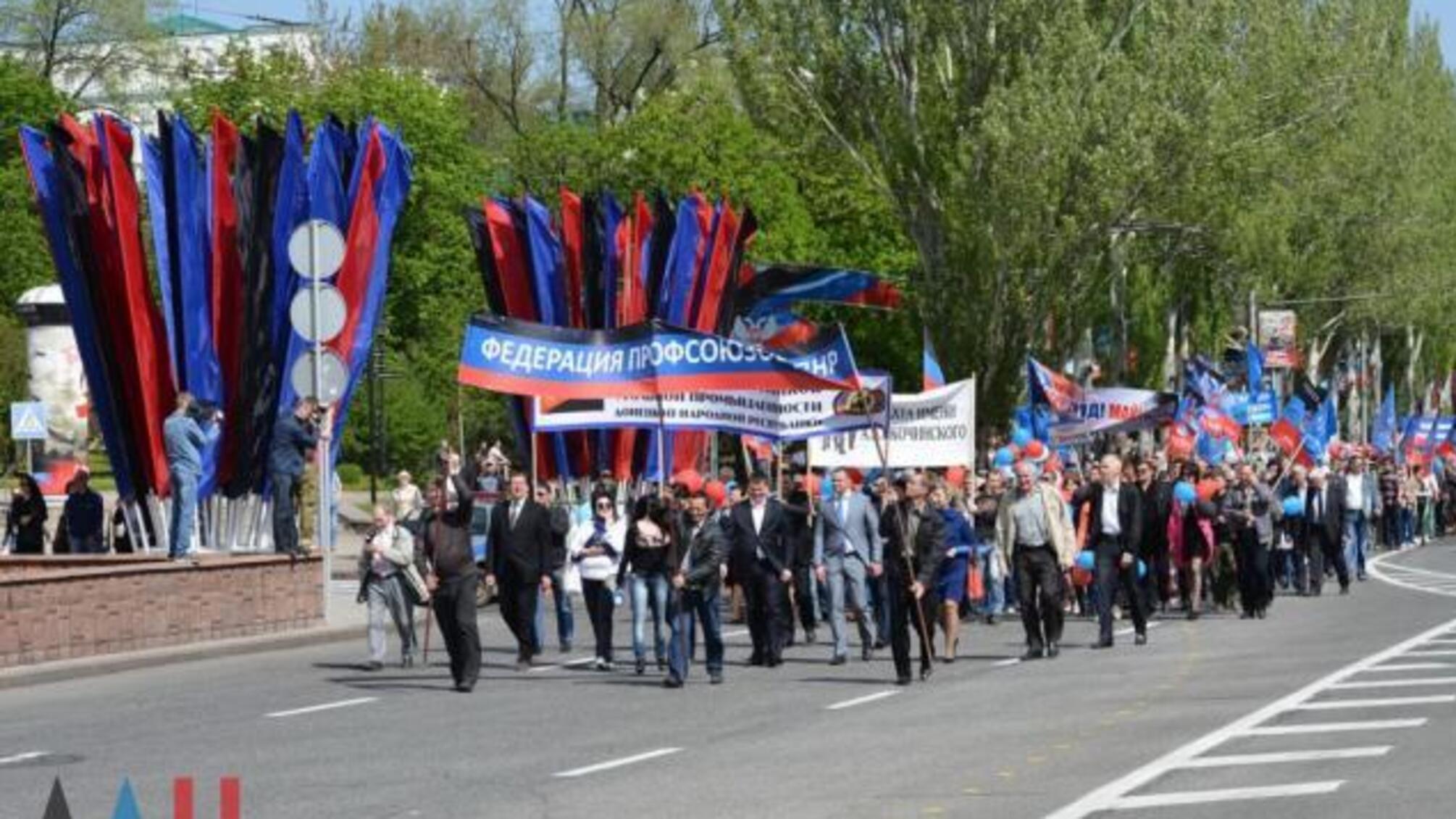 Ватажки 'Л/ДНР' формують армію відданих фанатів СРСР і комунізму зі школярів і бюджетників