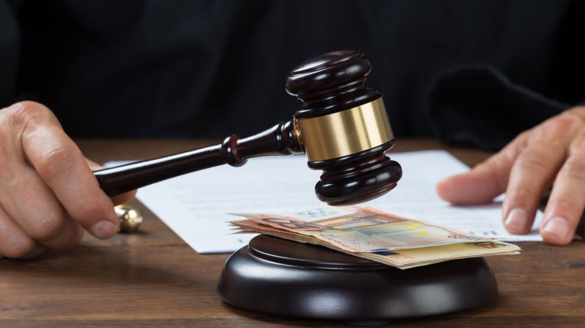 'СтопКор' у сюжеті показав нові обставини у справі про рейдерство нардепа Юрчишина