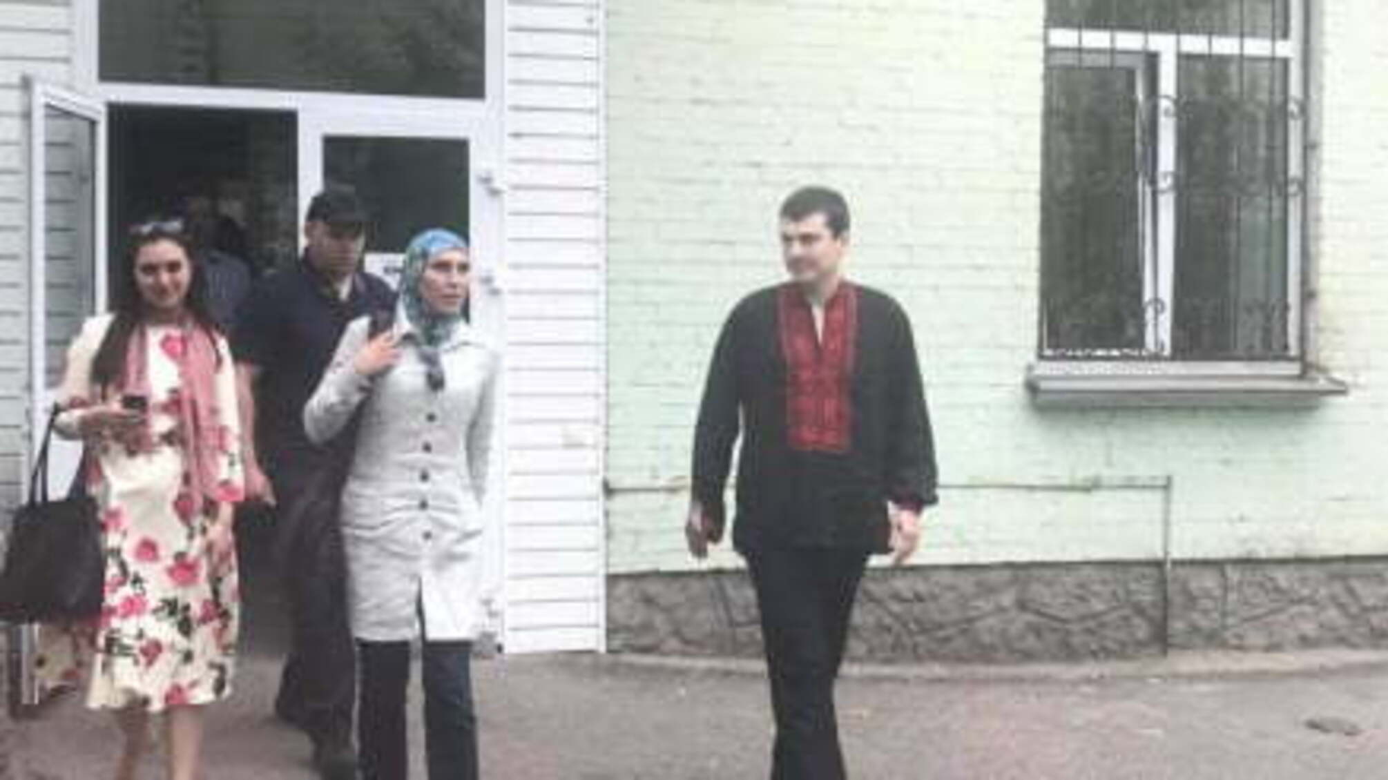 Поранений кілером Адам Осмаєв вийшов з лікарні