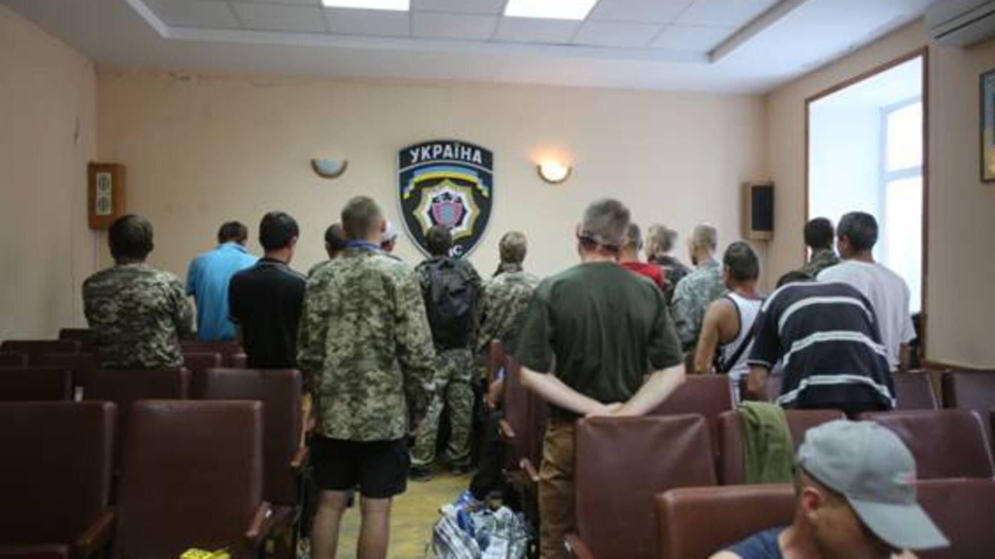 У Києві затримали проплачених активістів, які видавали себе за ветеранів АТО – кадри