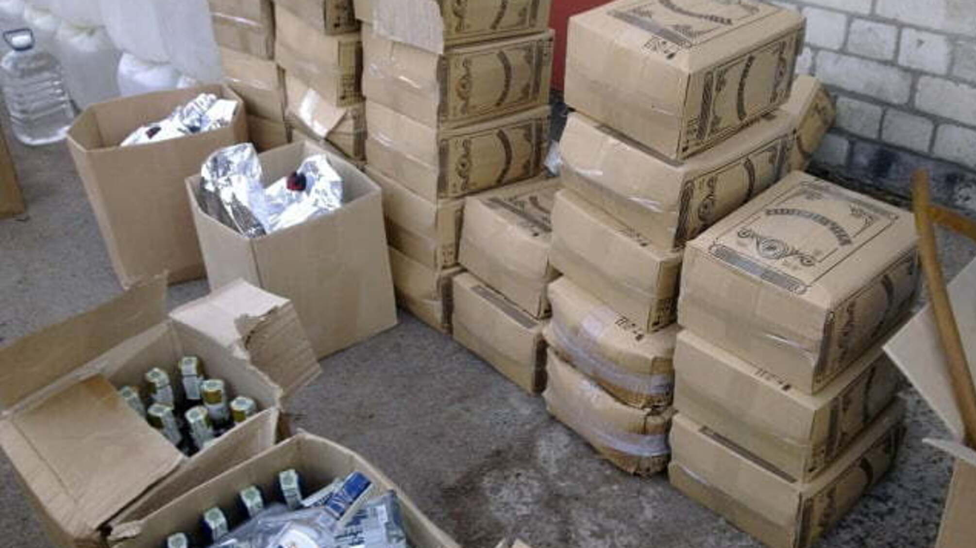 На Миколаївщині ліквідували два підпільних цехи з виготовлення алкоголю
