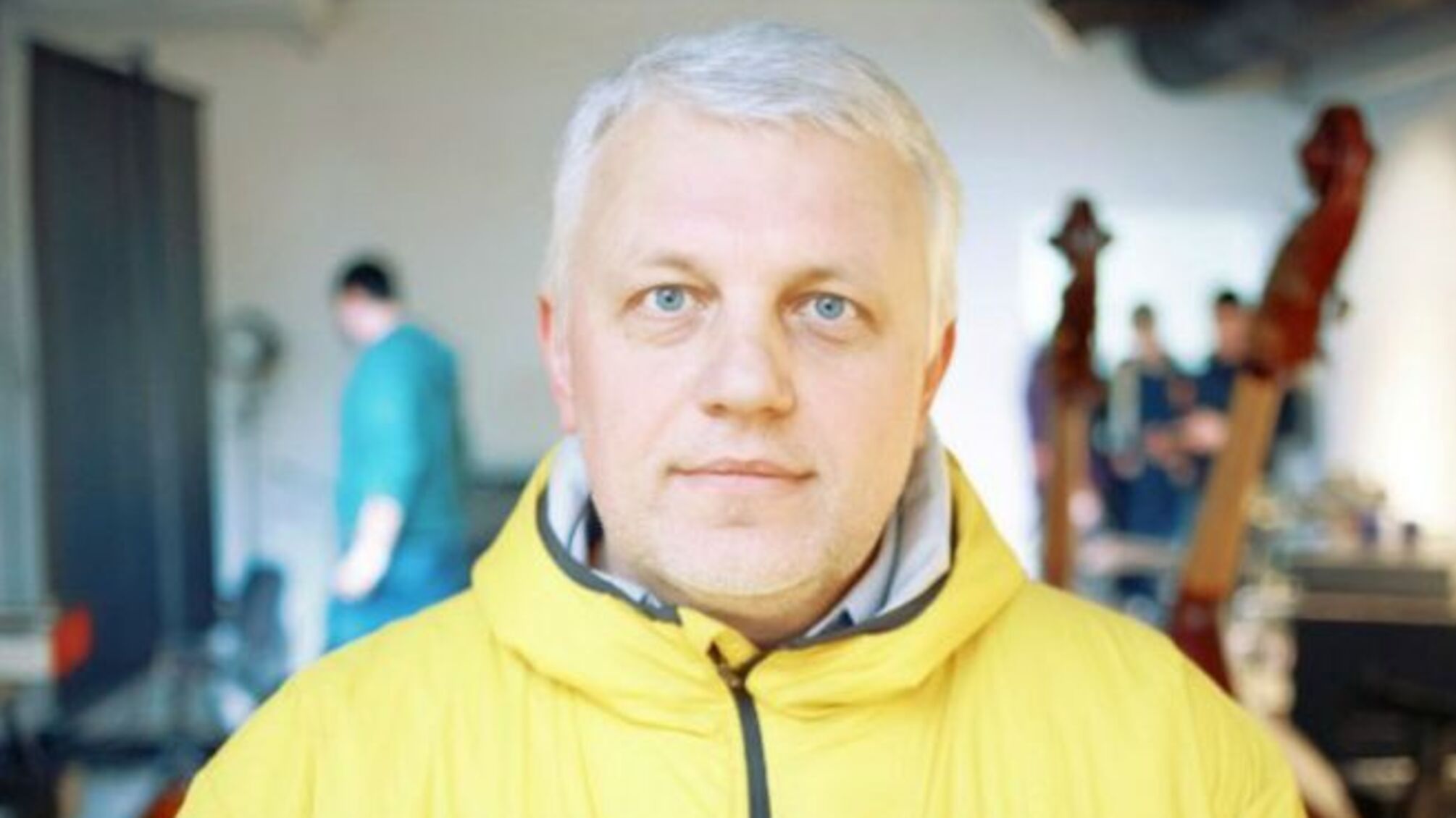У столиці згадують трагічно загиблого журналіста: в центрі люди зібралися вшанувати пам'ять убитого рік тому Павла Шеремета
