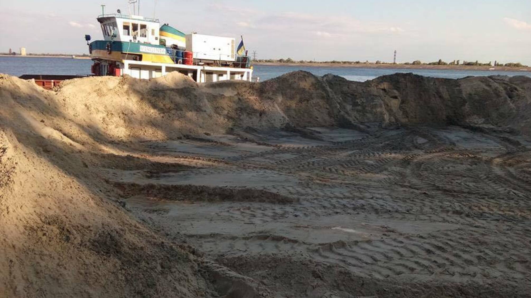 'СтопКор' підтримав безстрокову акцію проти видобутку піску на Херсонщині