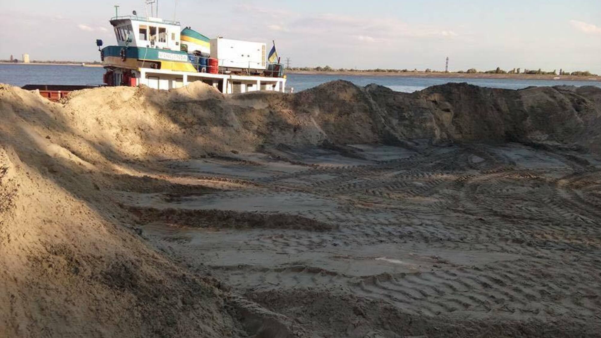 'СтопКор' підтримав безстрокову акцію проти видобутку піску на Херсонщині